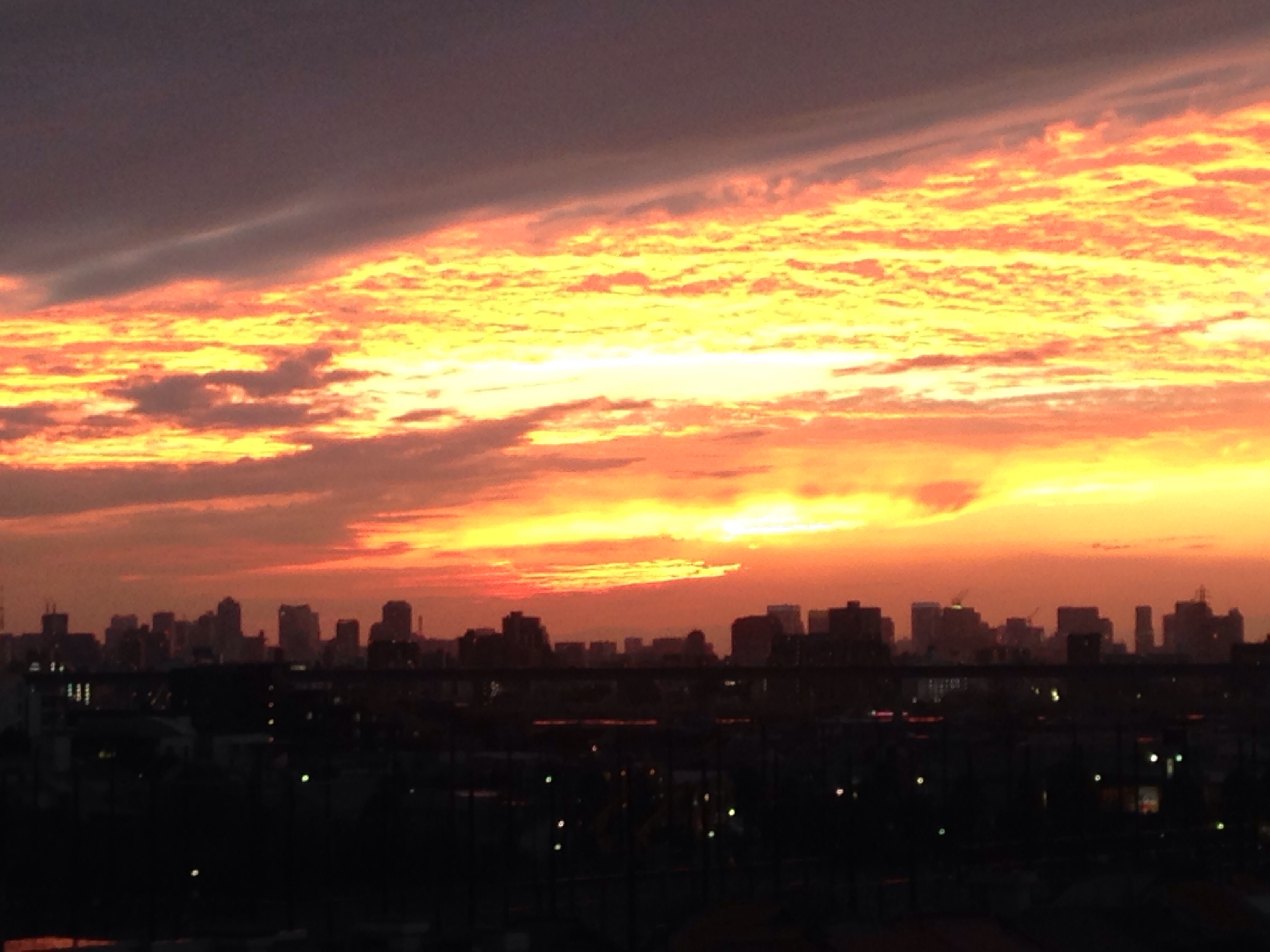 No.24785-1 地震雲