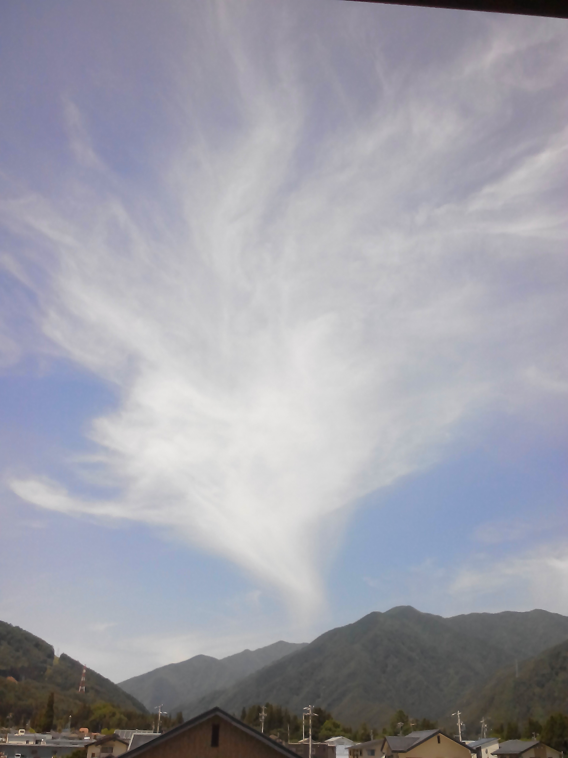 No.24791-1 地震雲