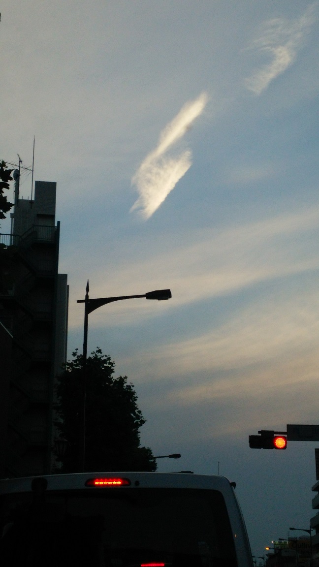 No.24868-1 地震雲