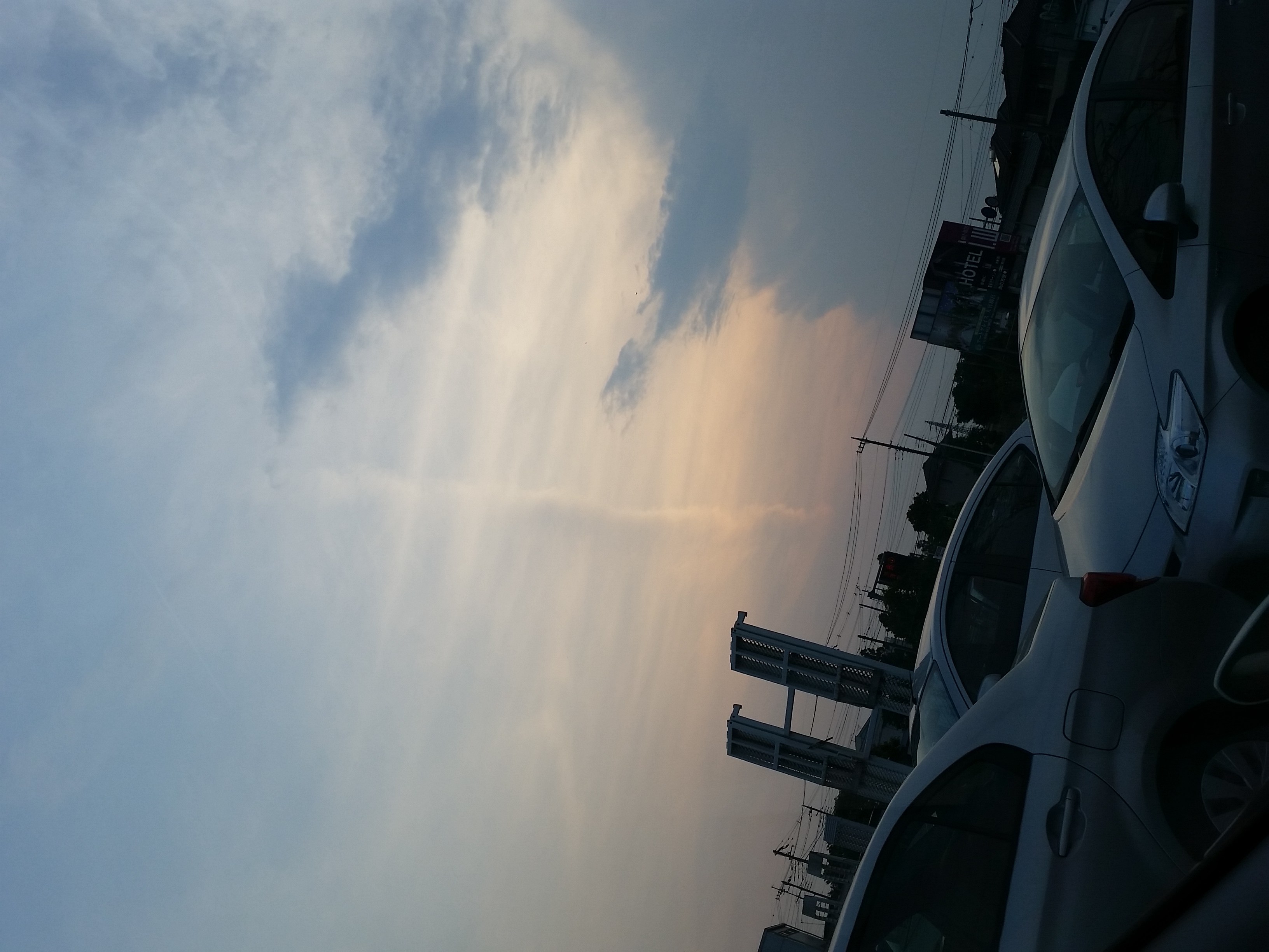 No.25017-1 地震雲