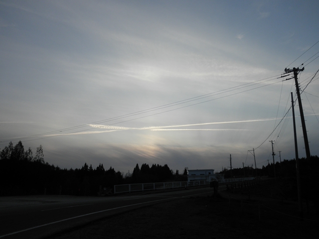 No.25128-1 地震雲