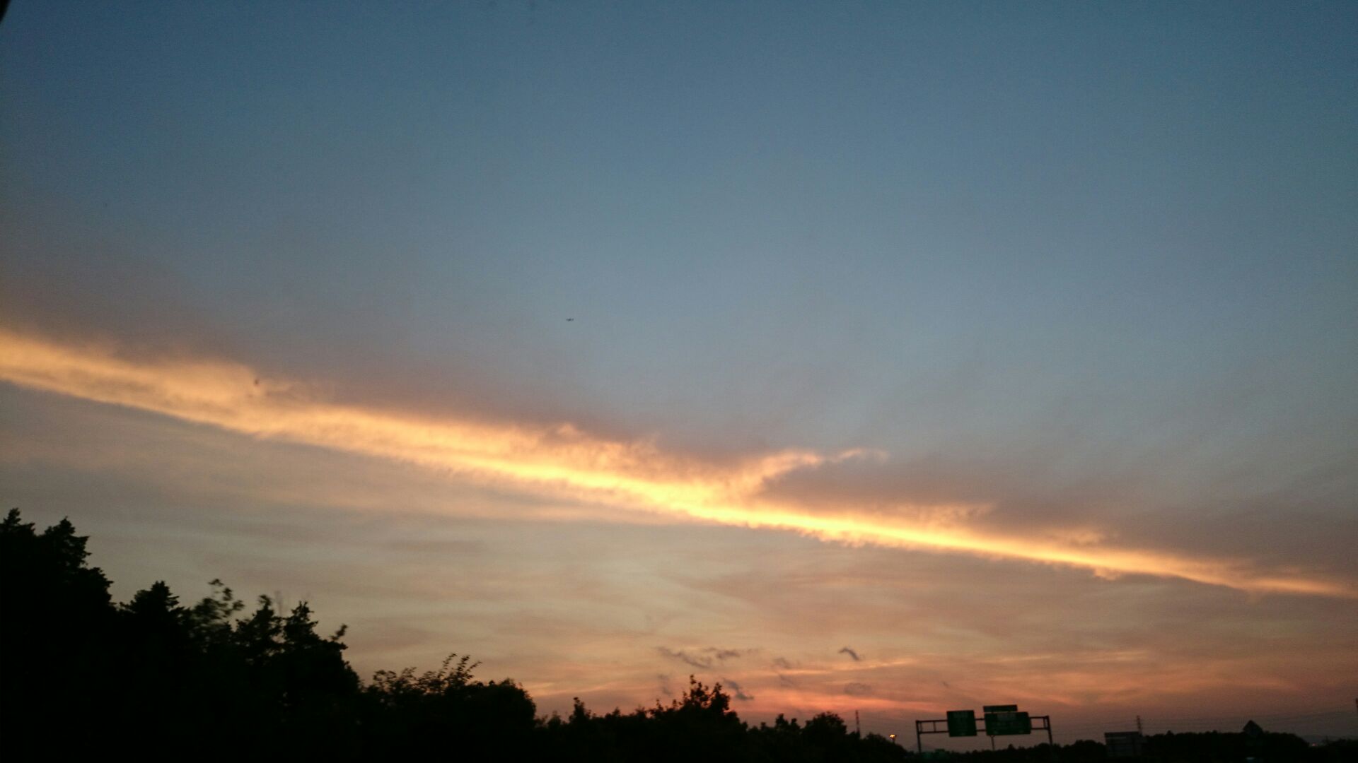 No.25270-1 地震雲