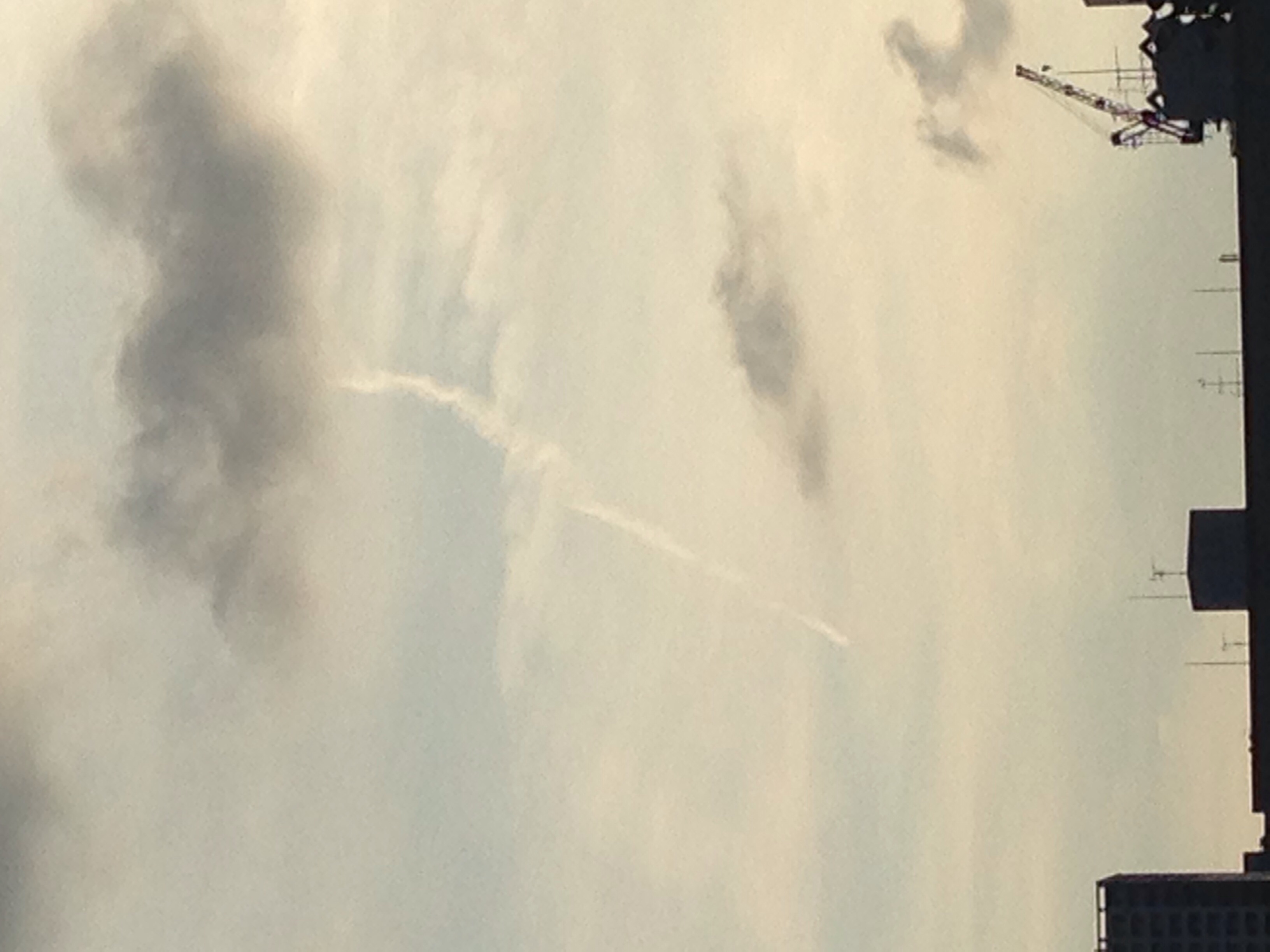 No.25273-1 地震雲