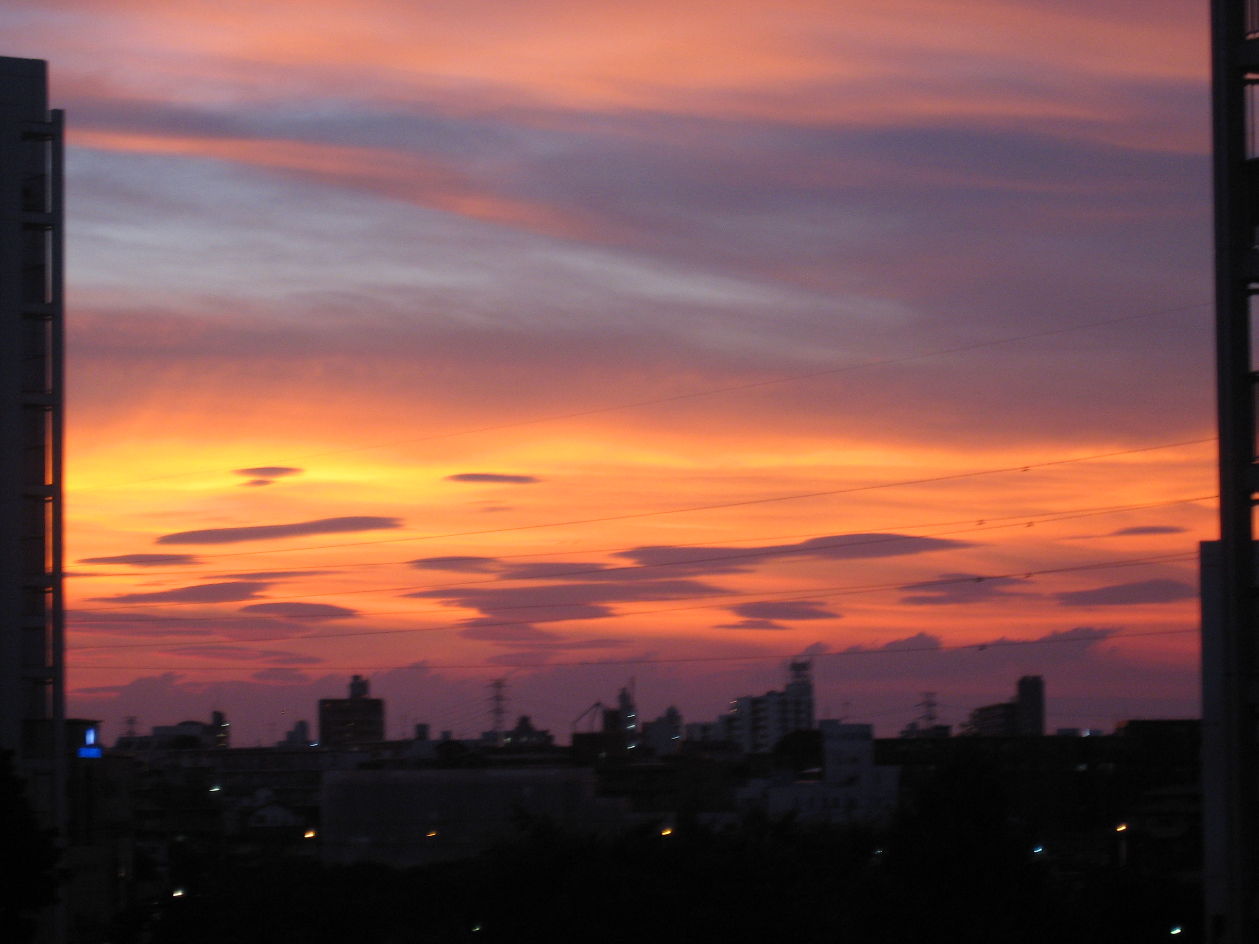 No.25402-1 地震雲