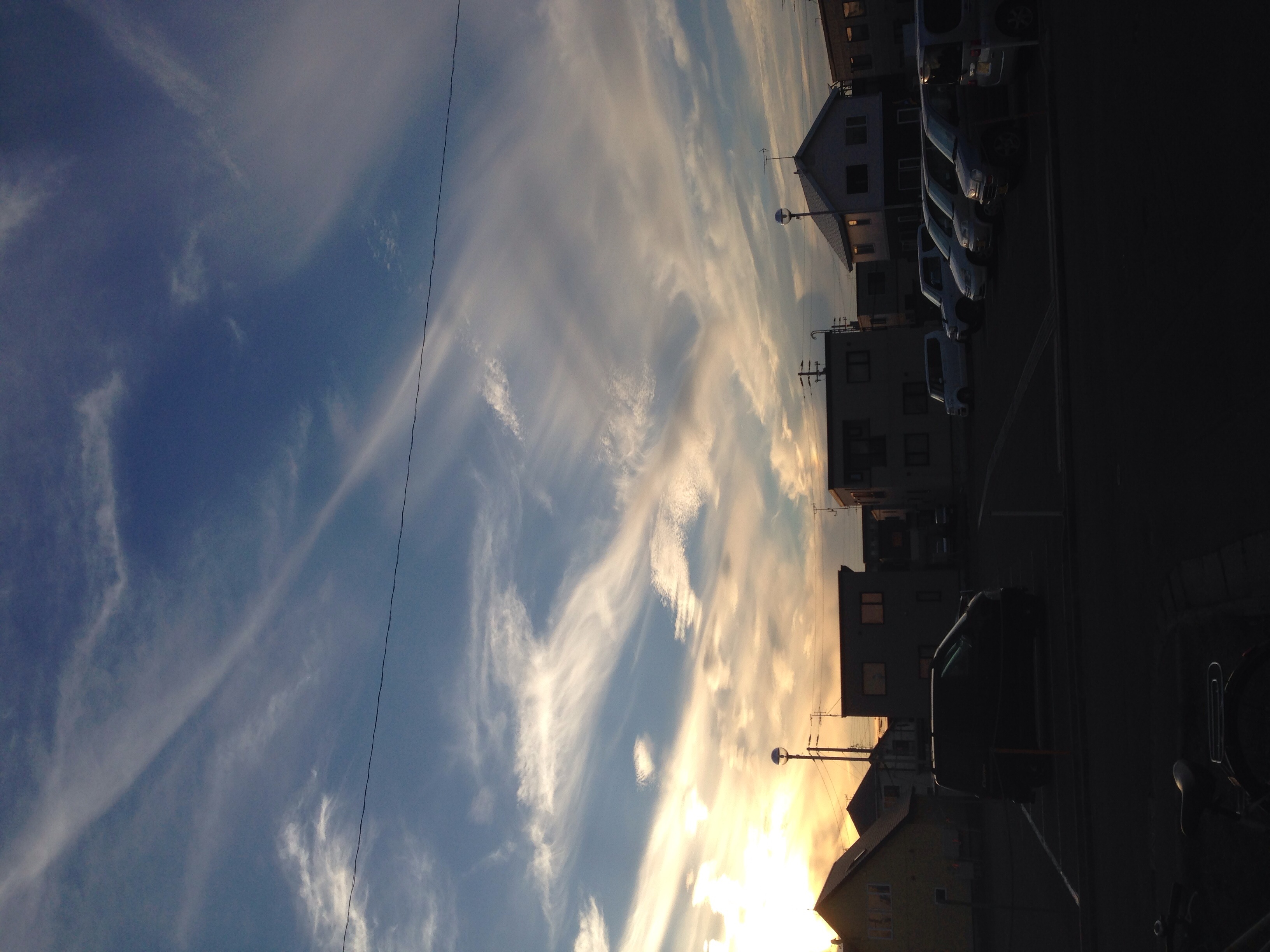 No.25483-1 地震雲