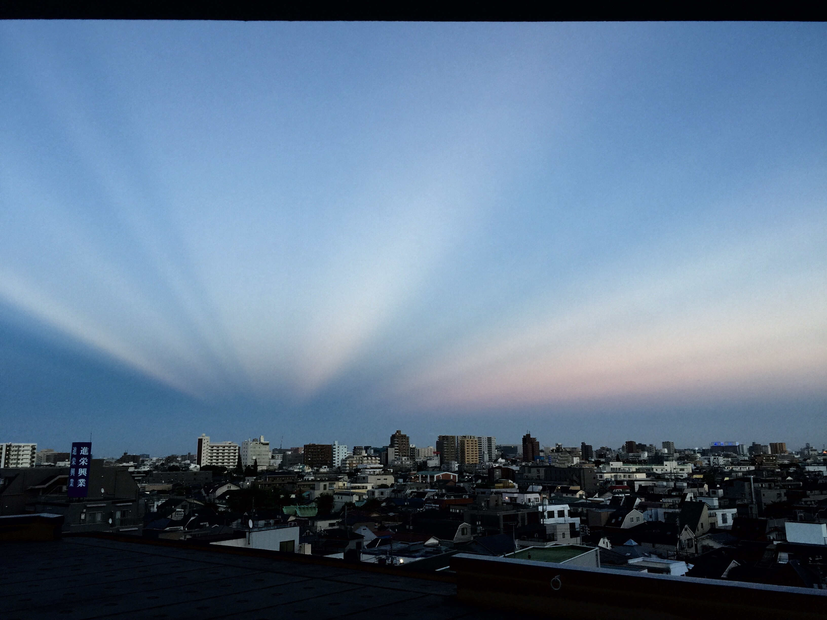 No.25770-1 地震雲