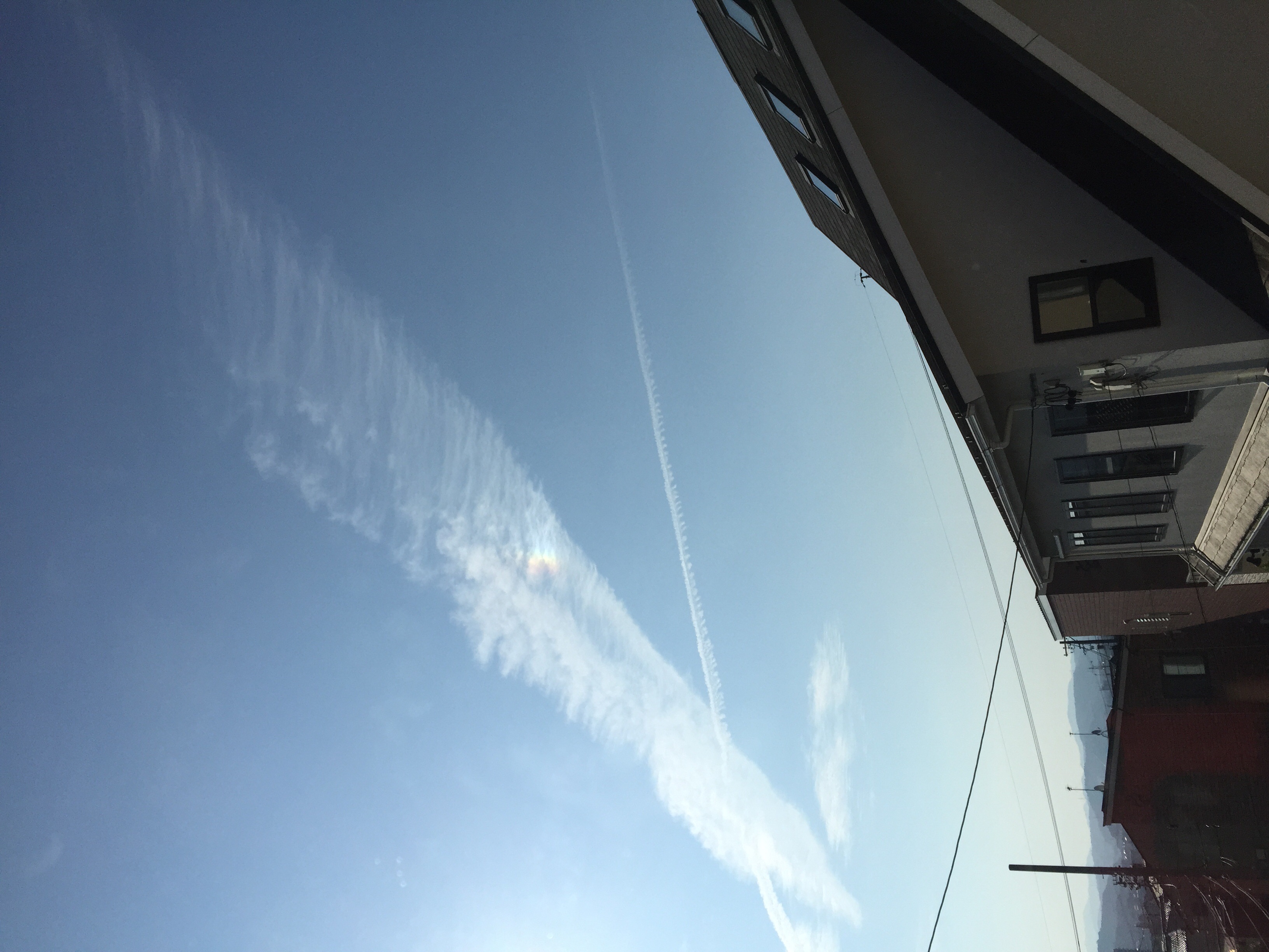 No.25886-1 地震雲