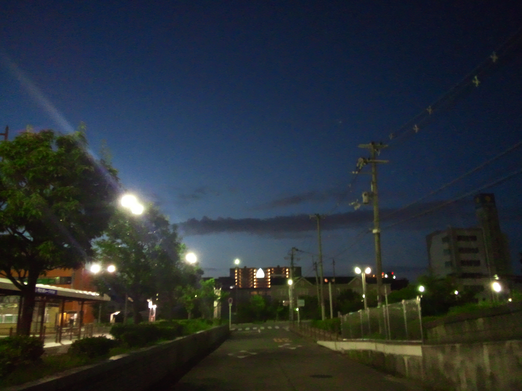 No.25977-1 地震雲