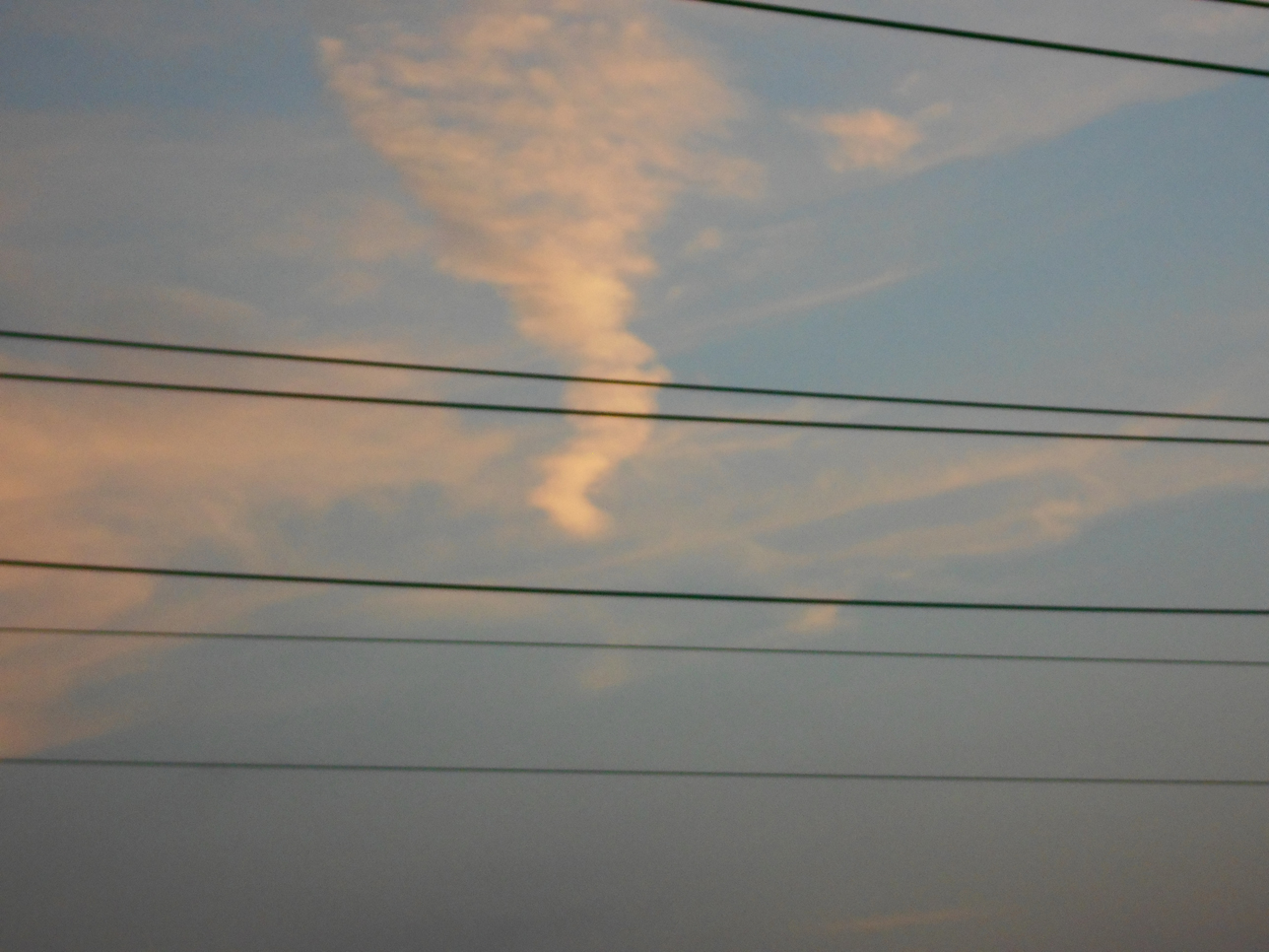 No.26068-1 地震雲