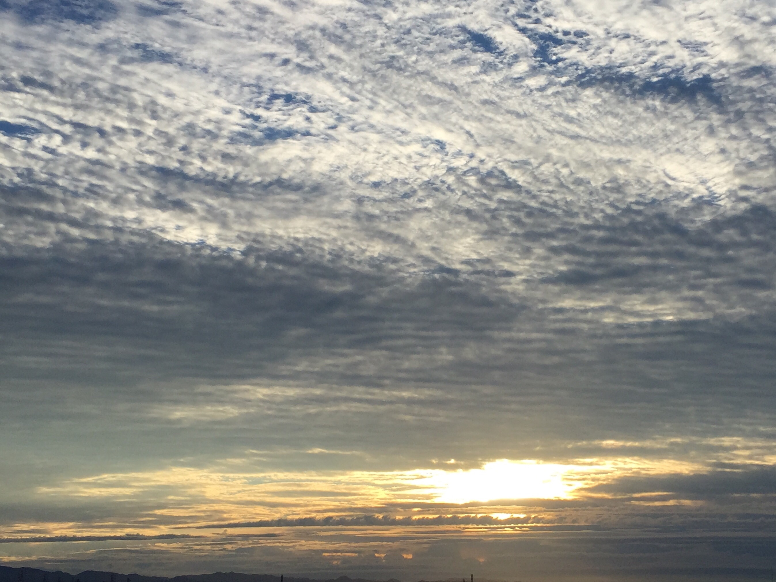 No.26114-1 地震雲