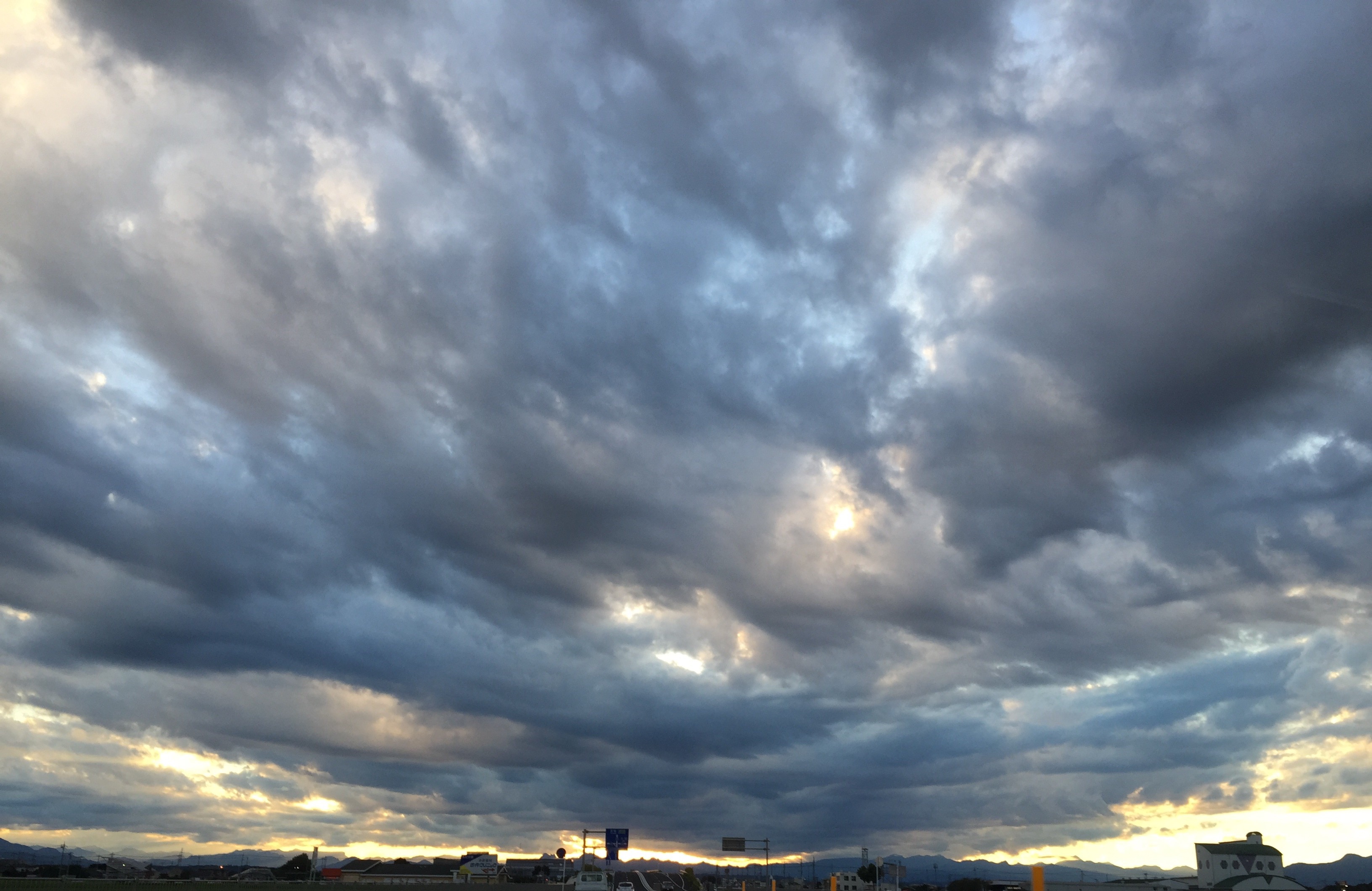 No.26153-1 地震雲