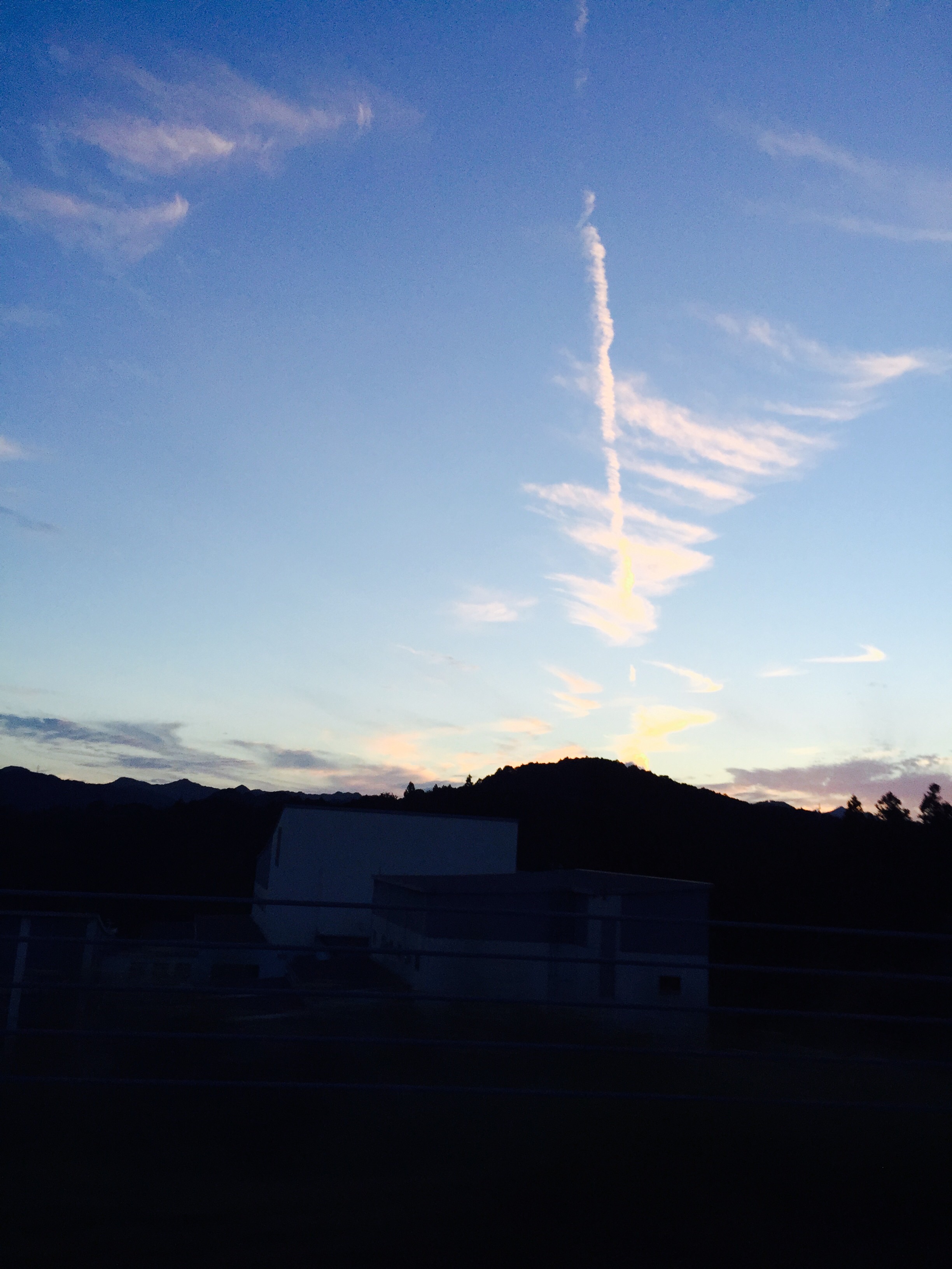 No.26358-1 地震雲