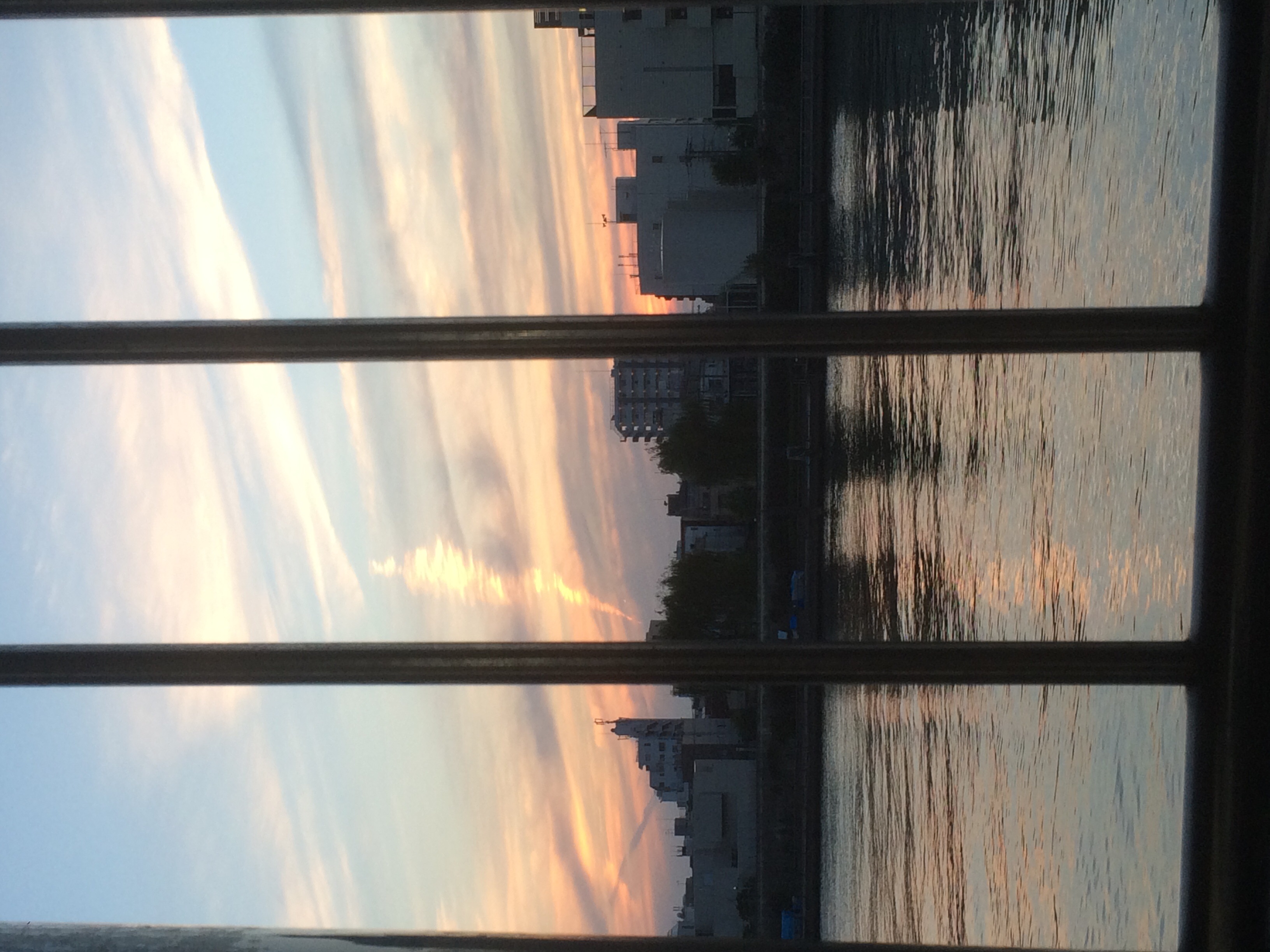 No.26518-1 地震雲