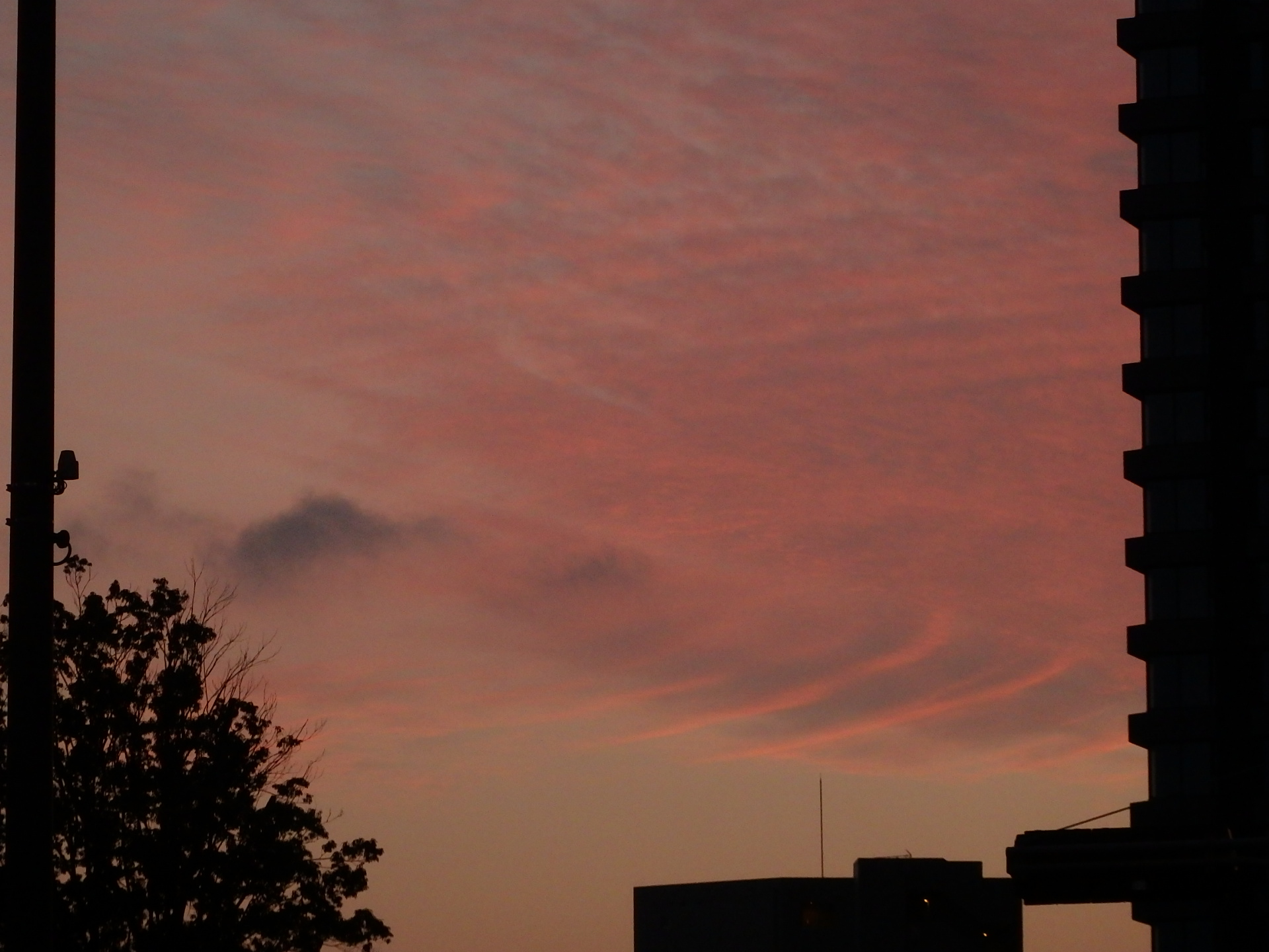 No.26617-1 地震雲