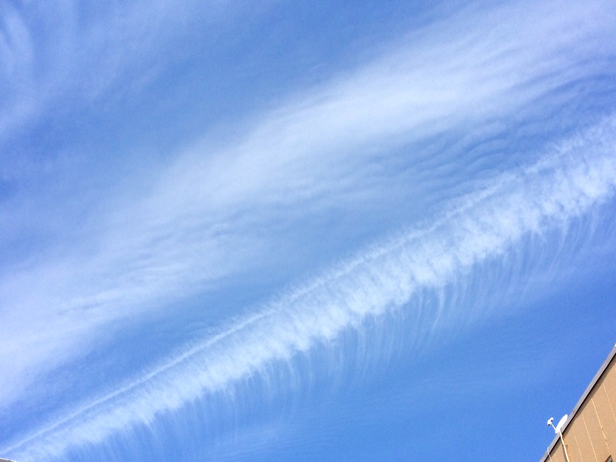 No.26645-1 地震雲