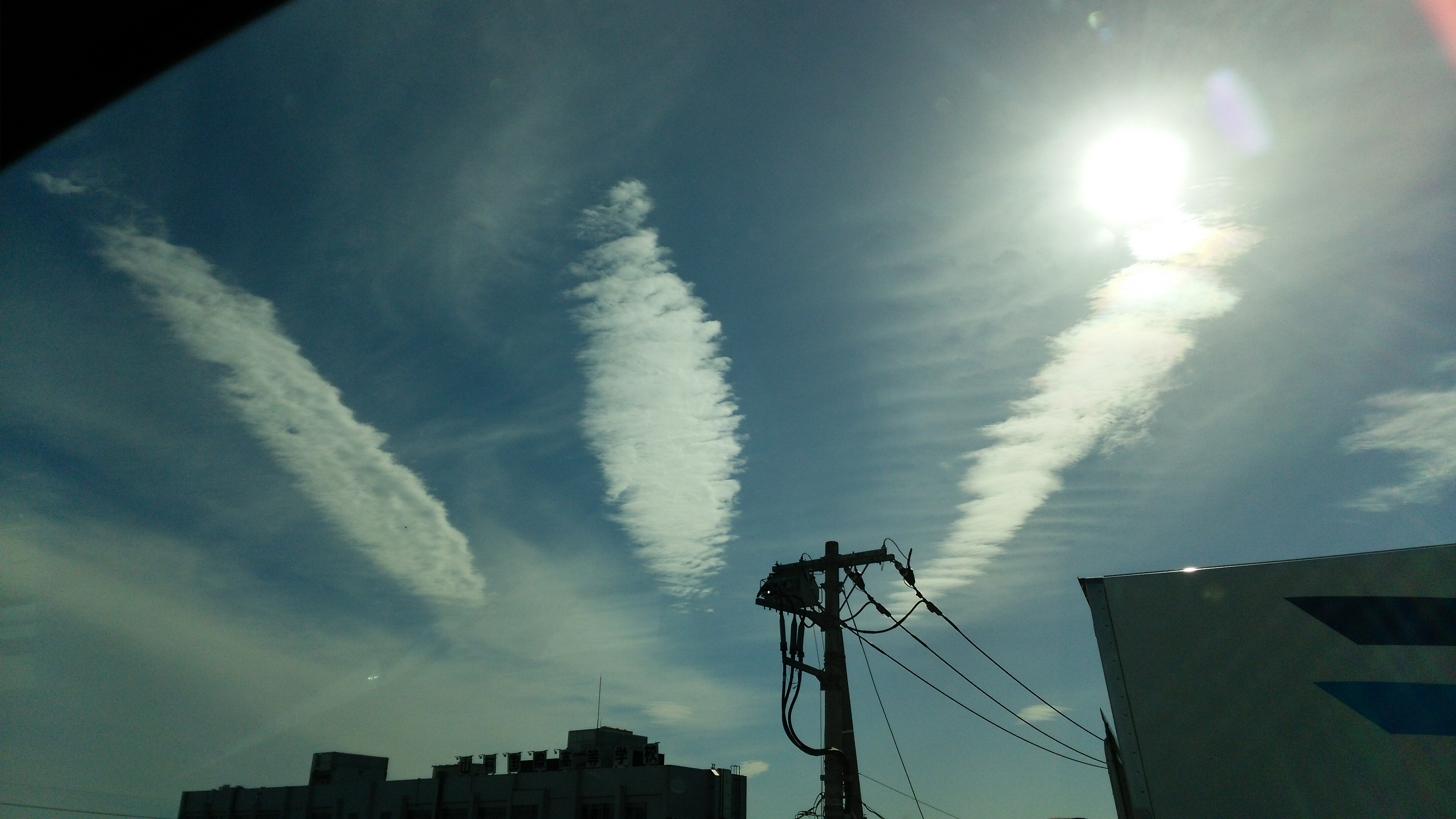 No.26671-1 地震雲