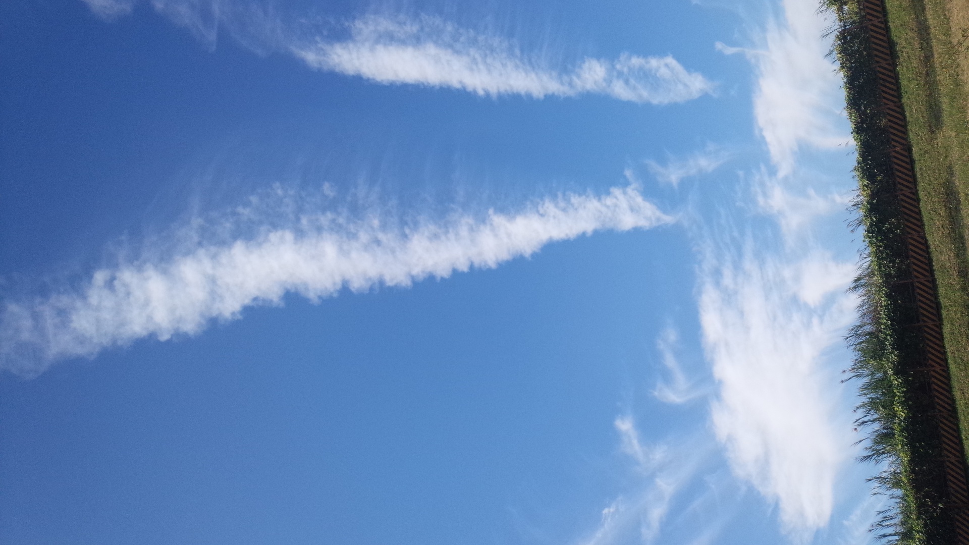 No.27097-1 地震雲