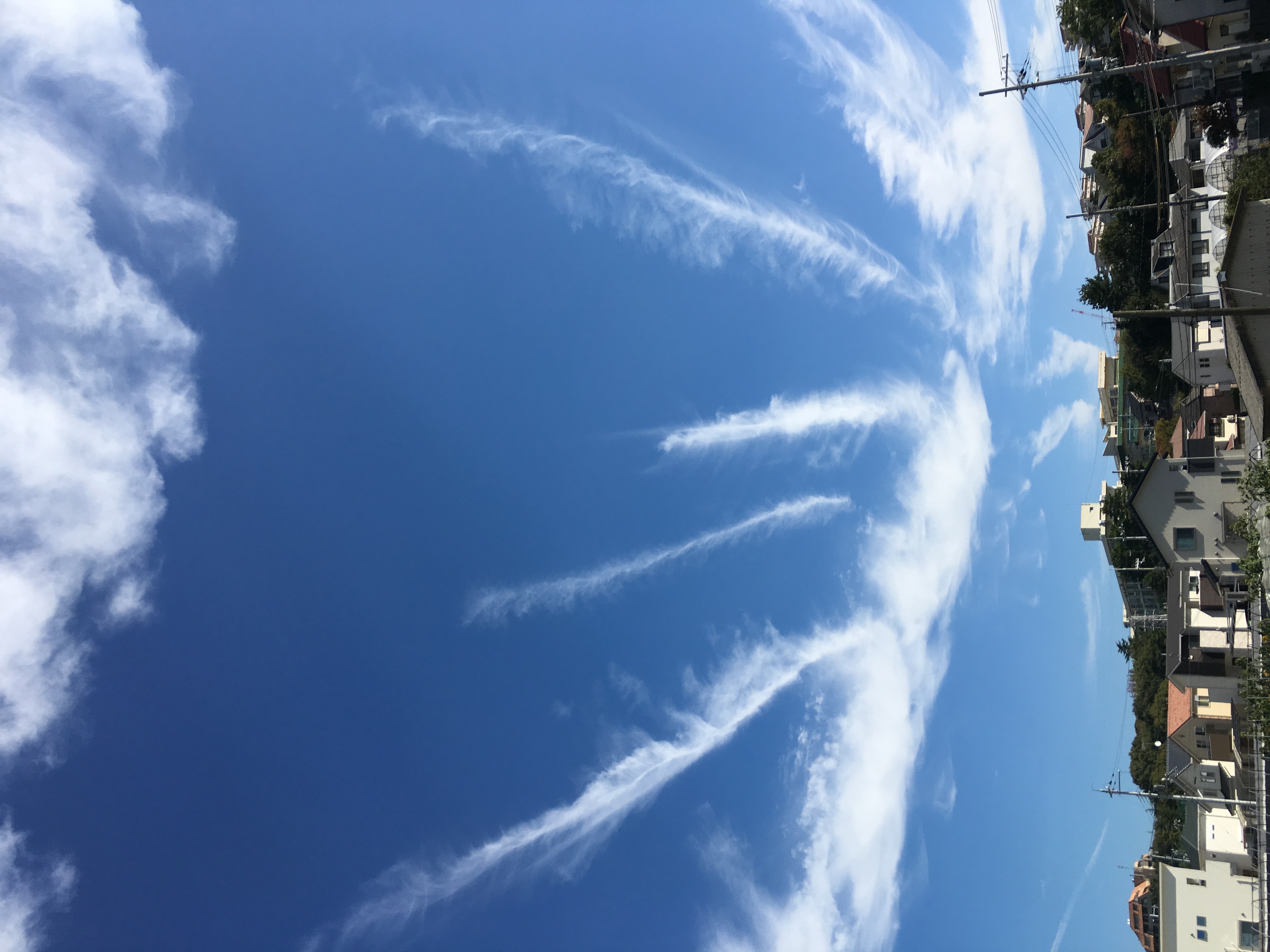 No.27166-1 地震雲