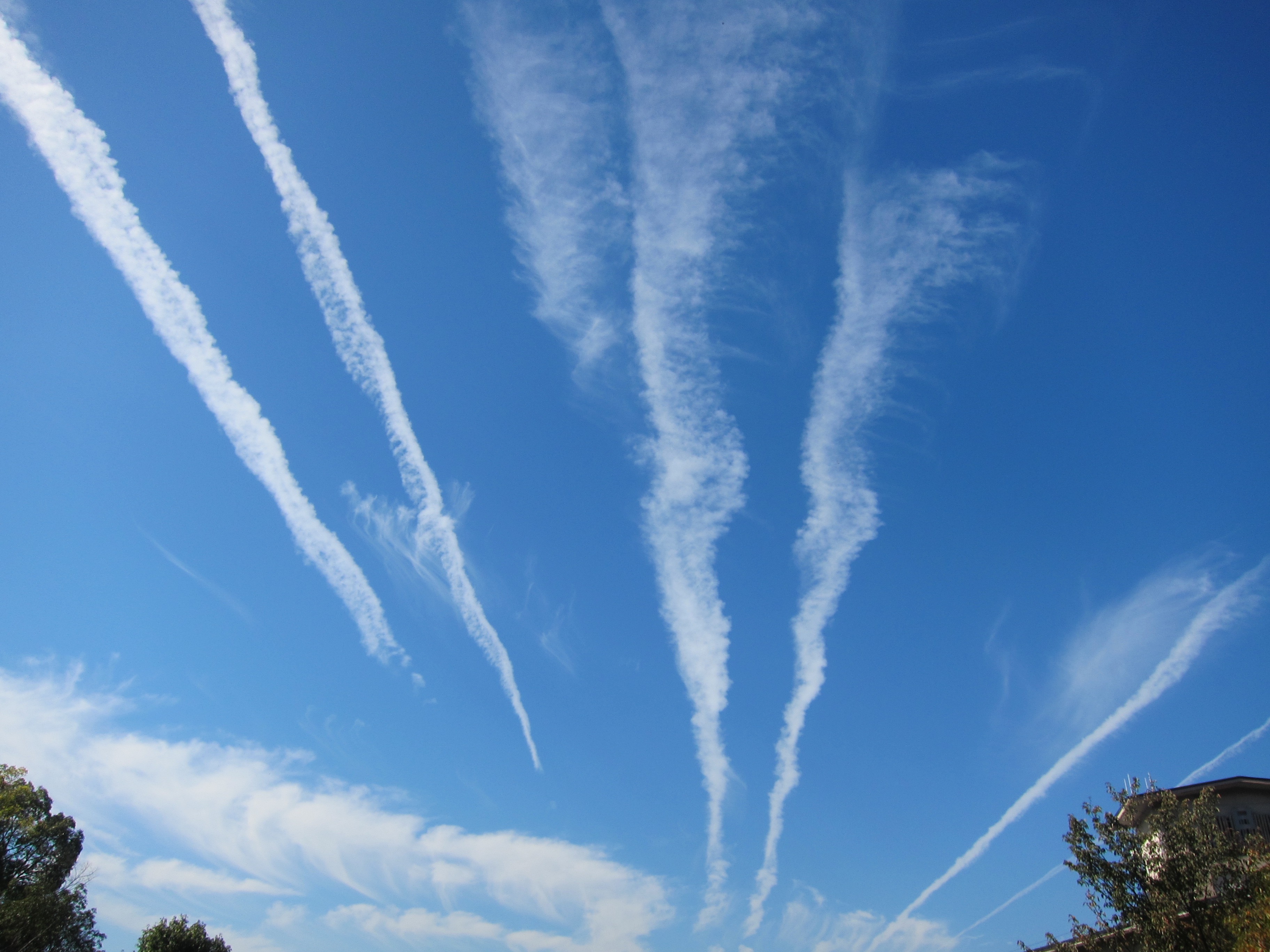 No.27196-1 地震雲