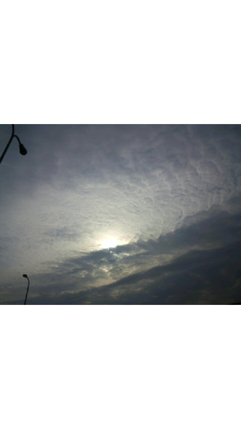 No.27225-1 地震雲