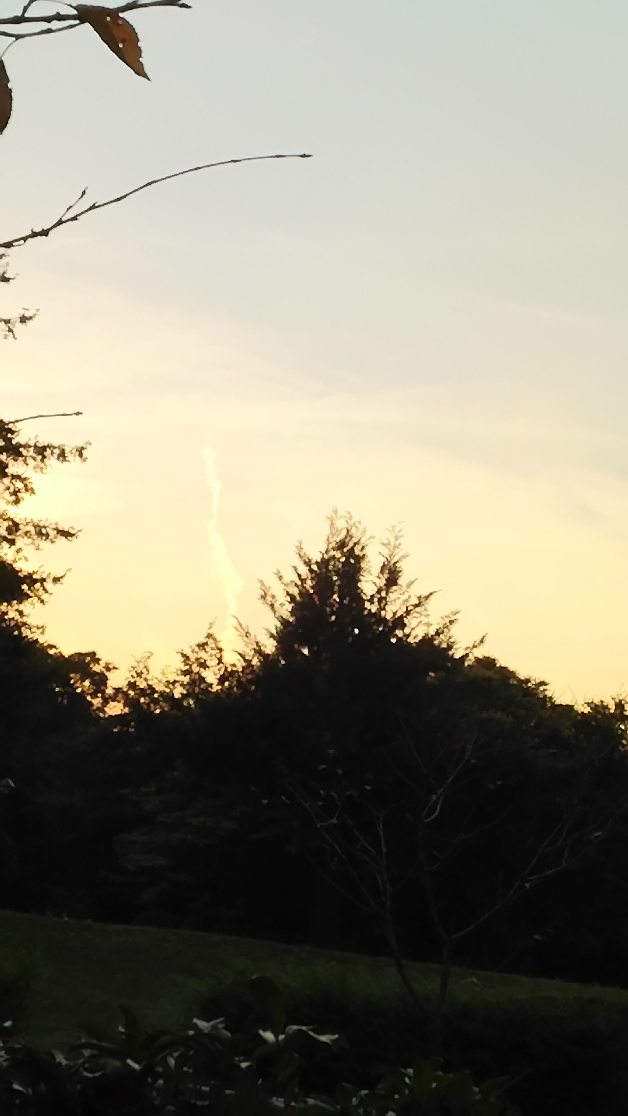 No.27311-1 地震雲