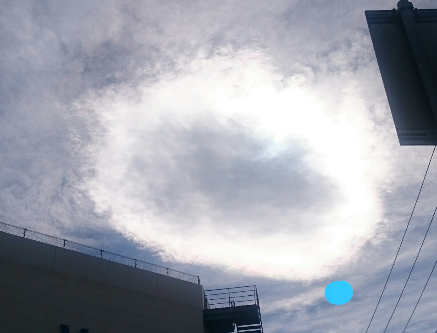 No.27397-1 地震雲