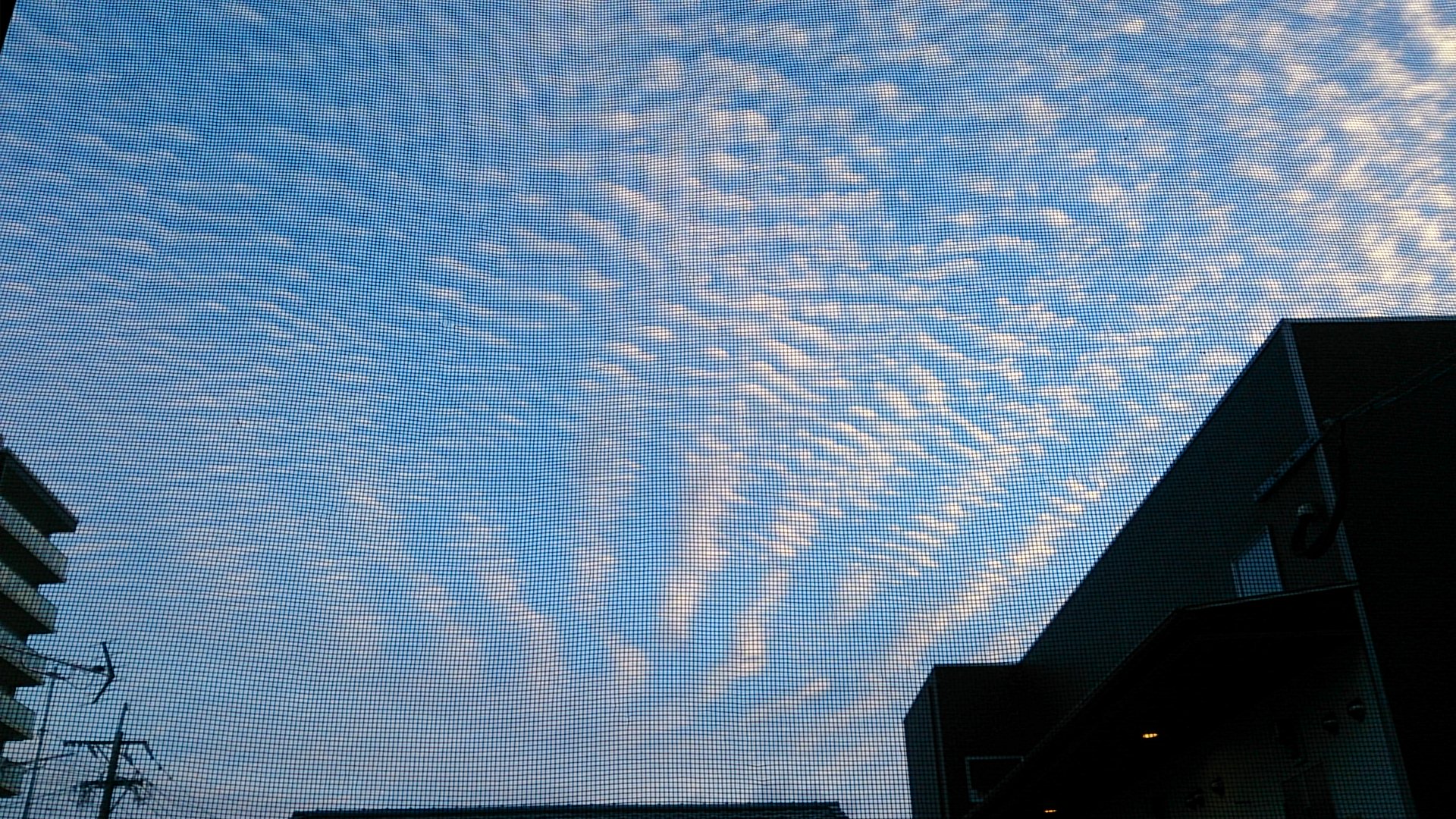 No.27418-1 地震雲