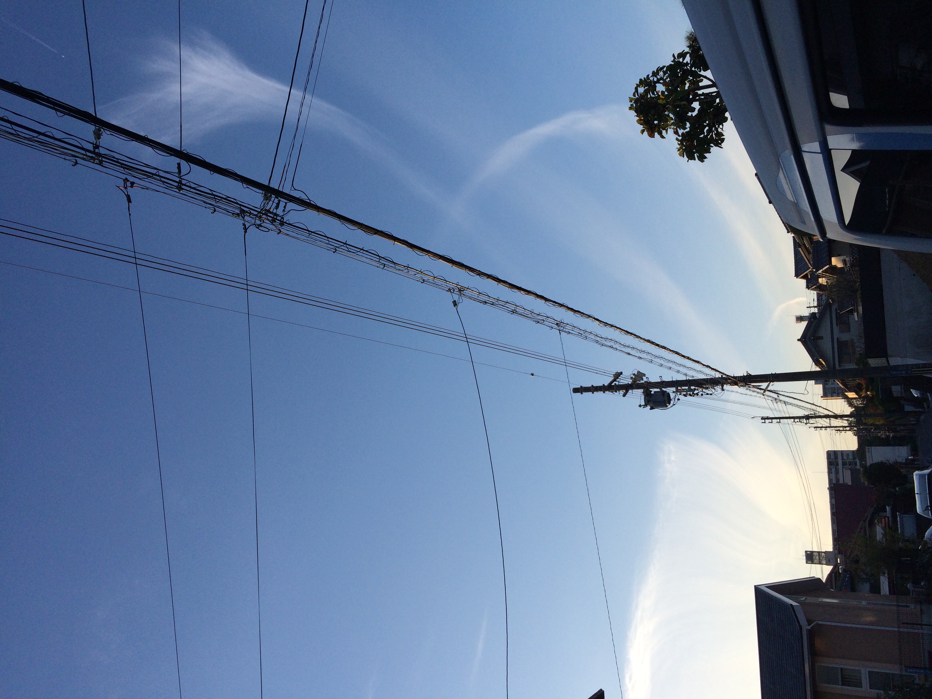 No.27470-1 地震雲