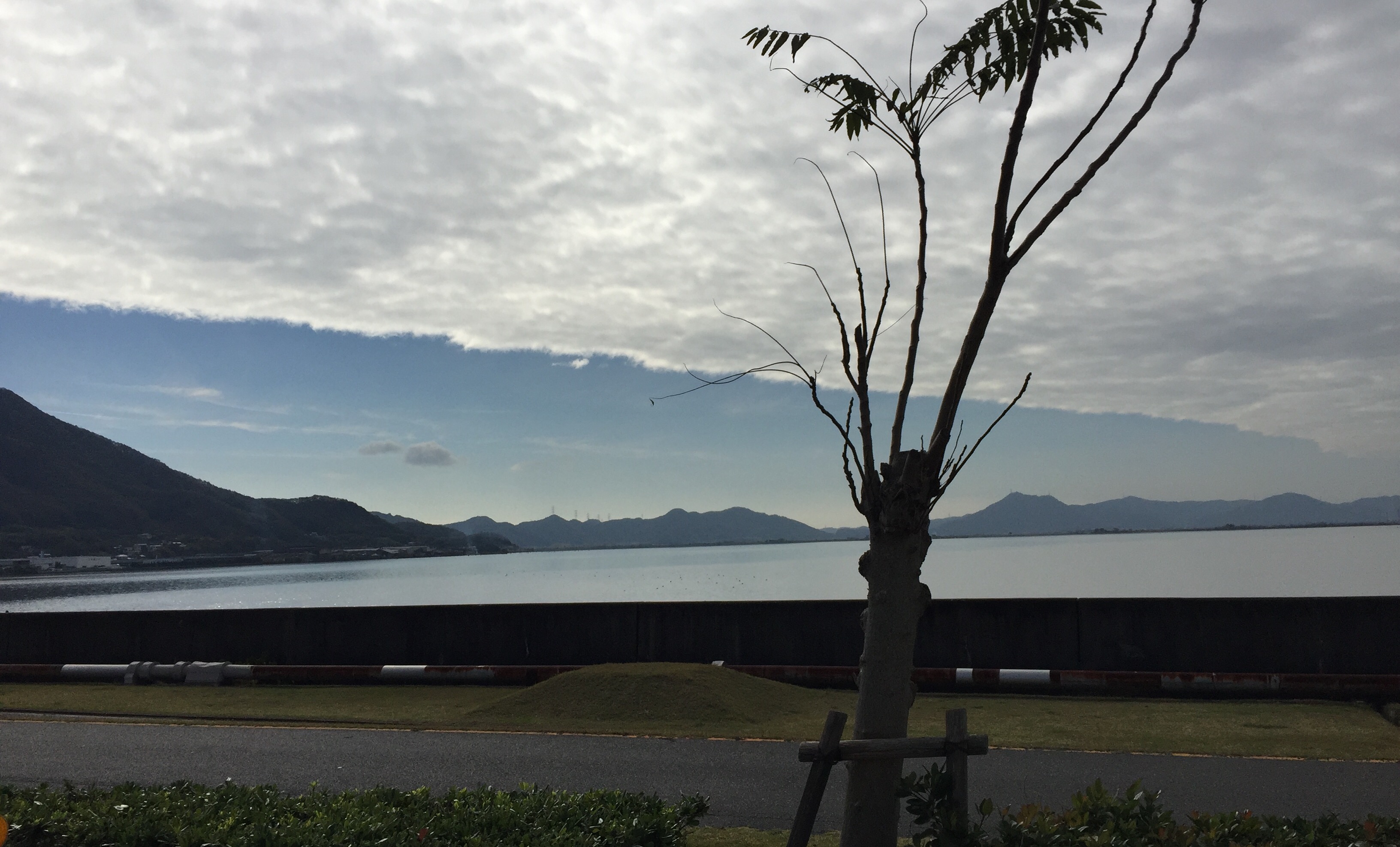 No.27496-1 地震雲