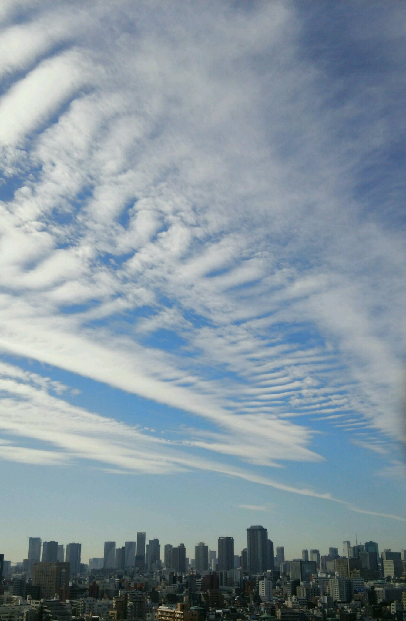 No.27538-1 地震雲