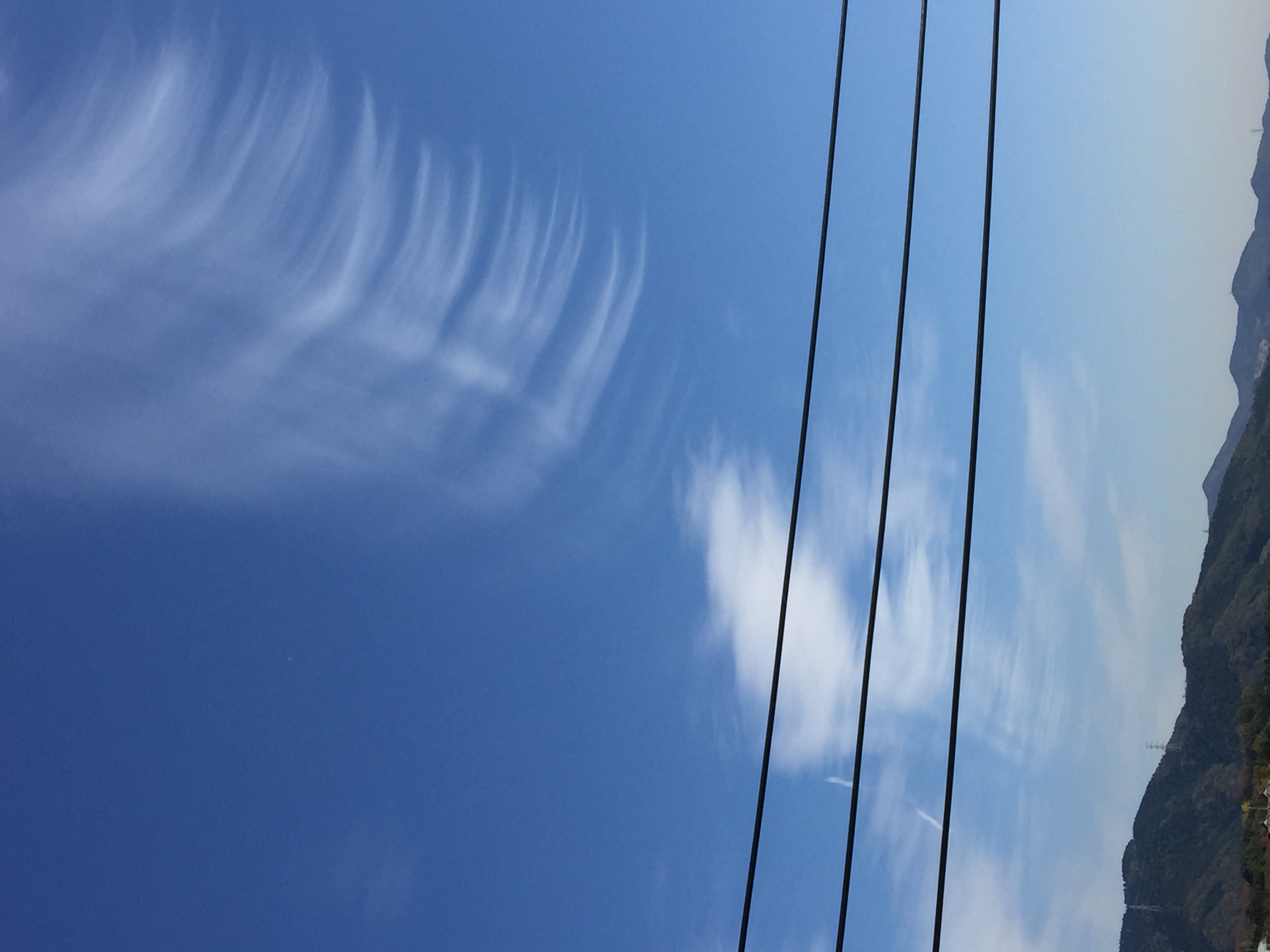 No.27543-1 地震雲