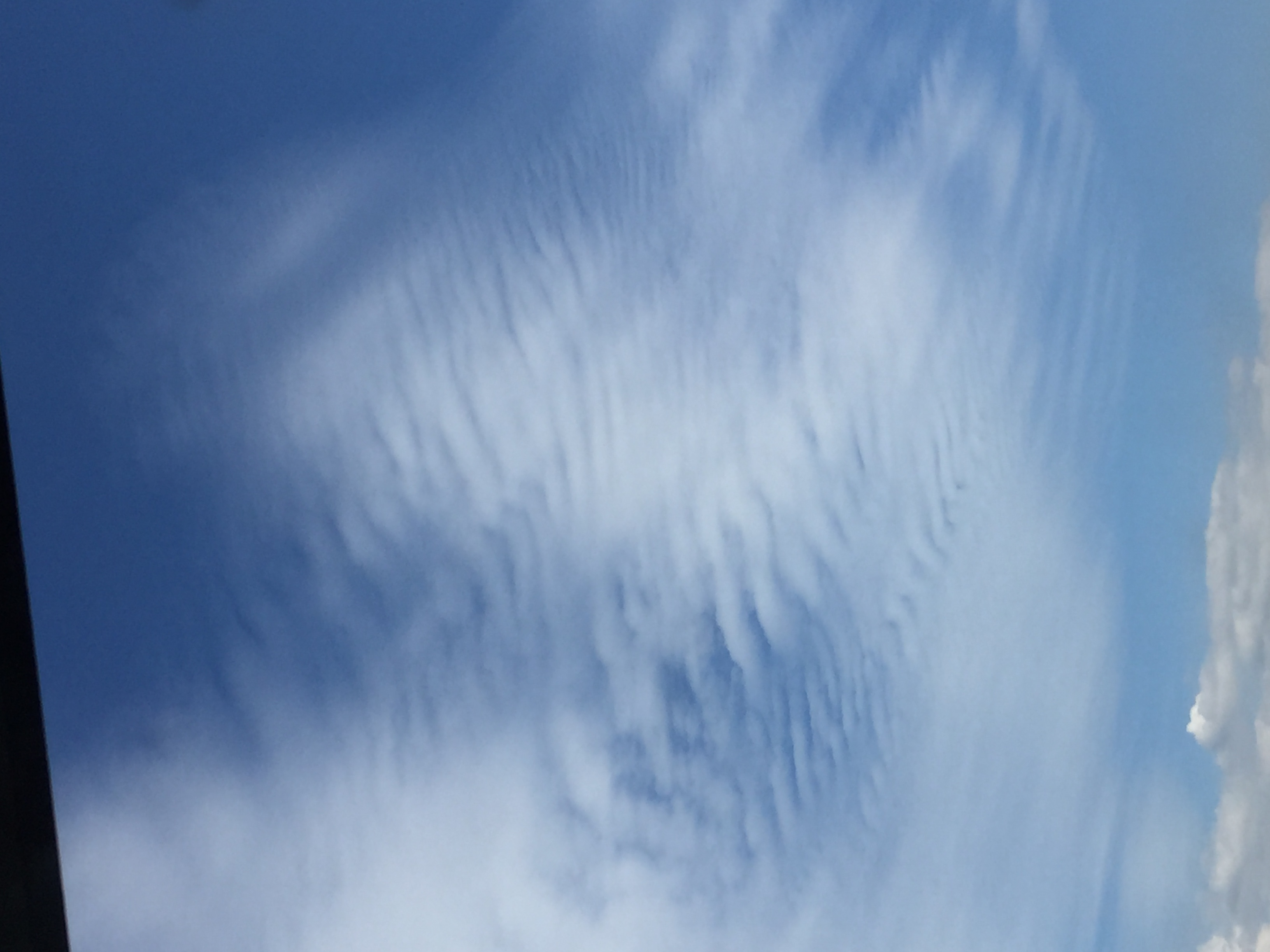 No.27545-1 地震雲