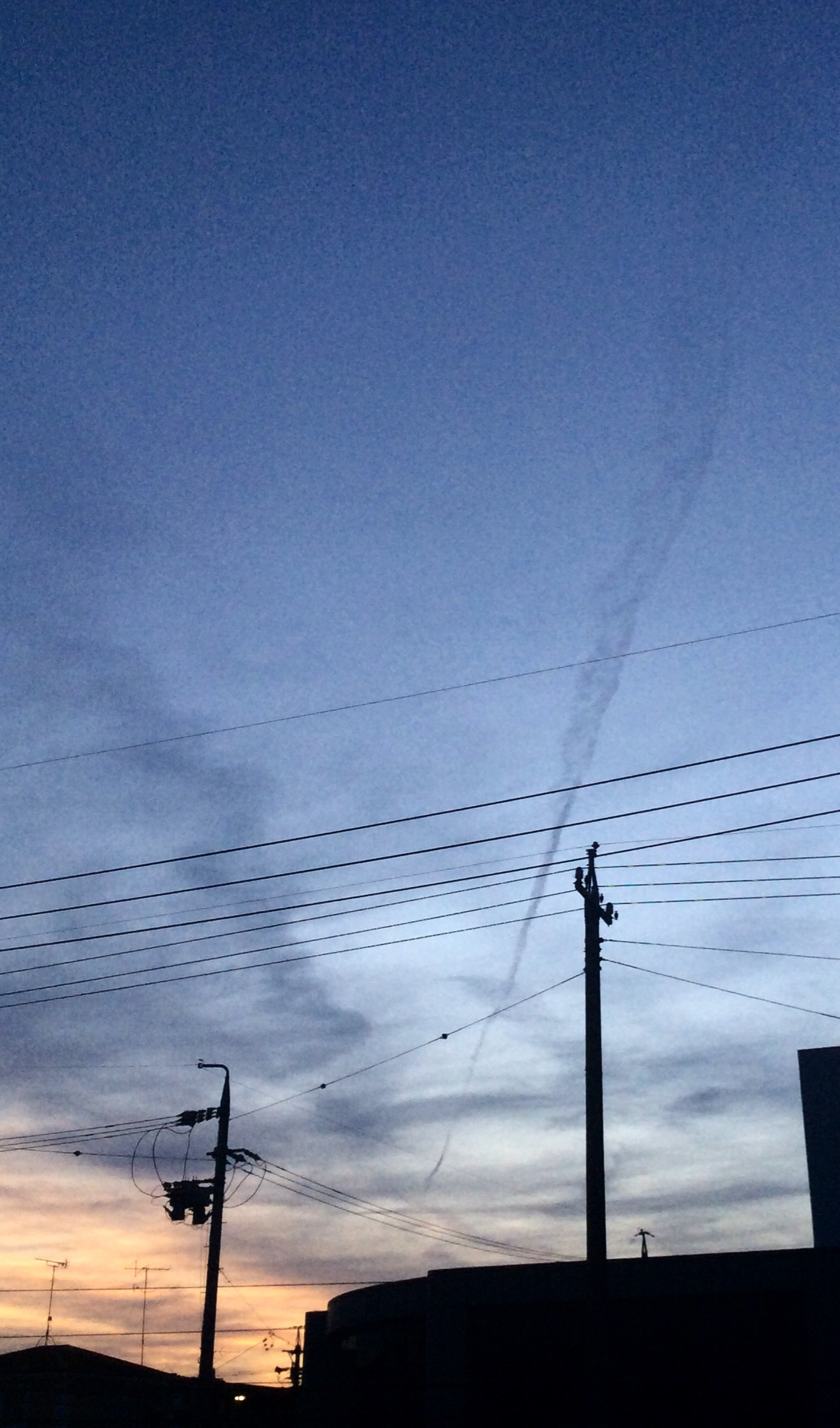 No.27585-1 地震雲