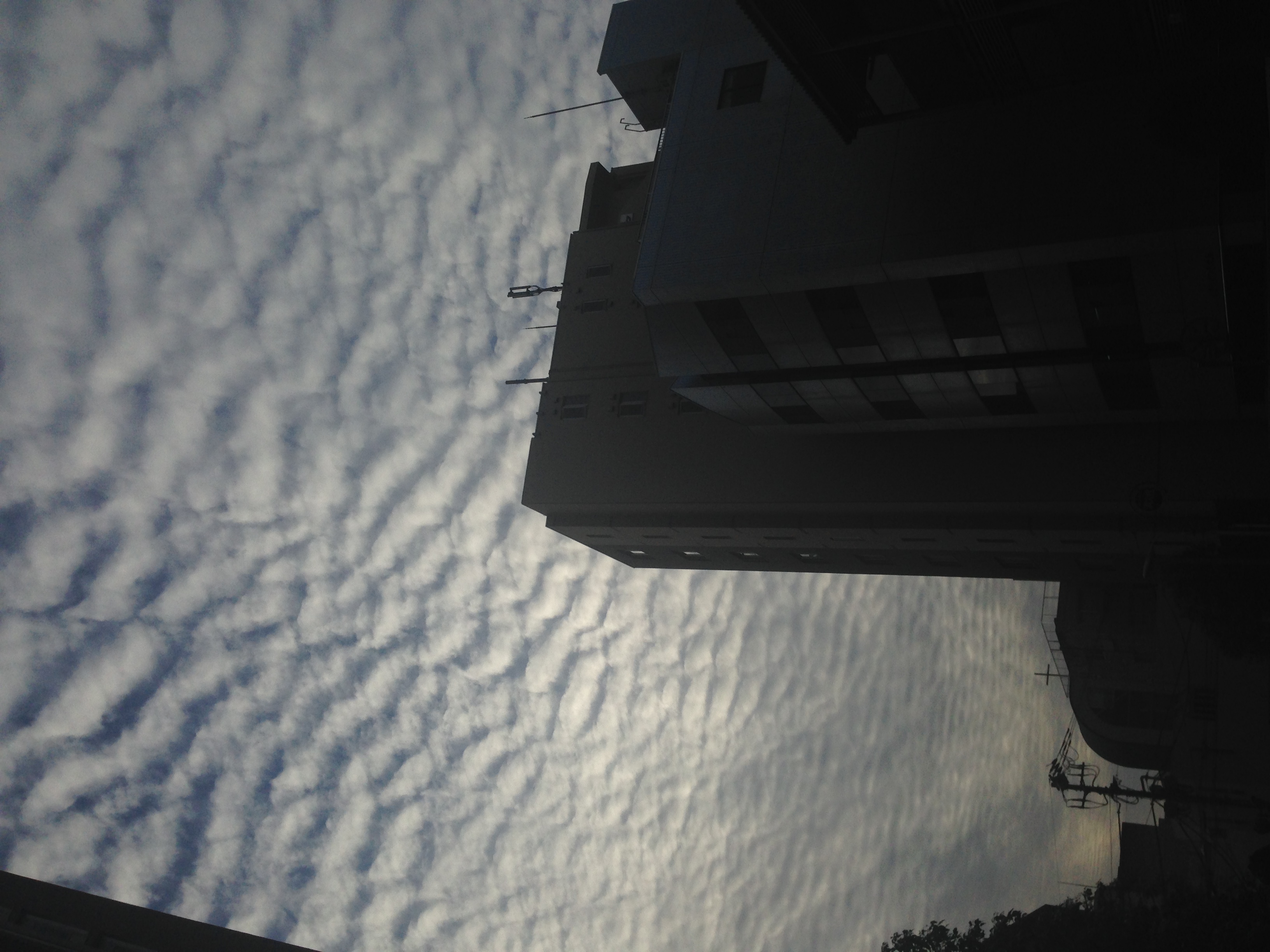 No.27617-1 地震雲