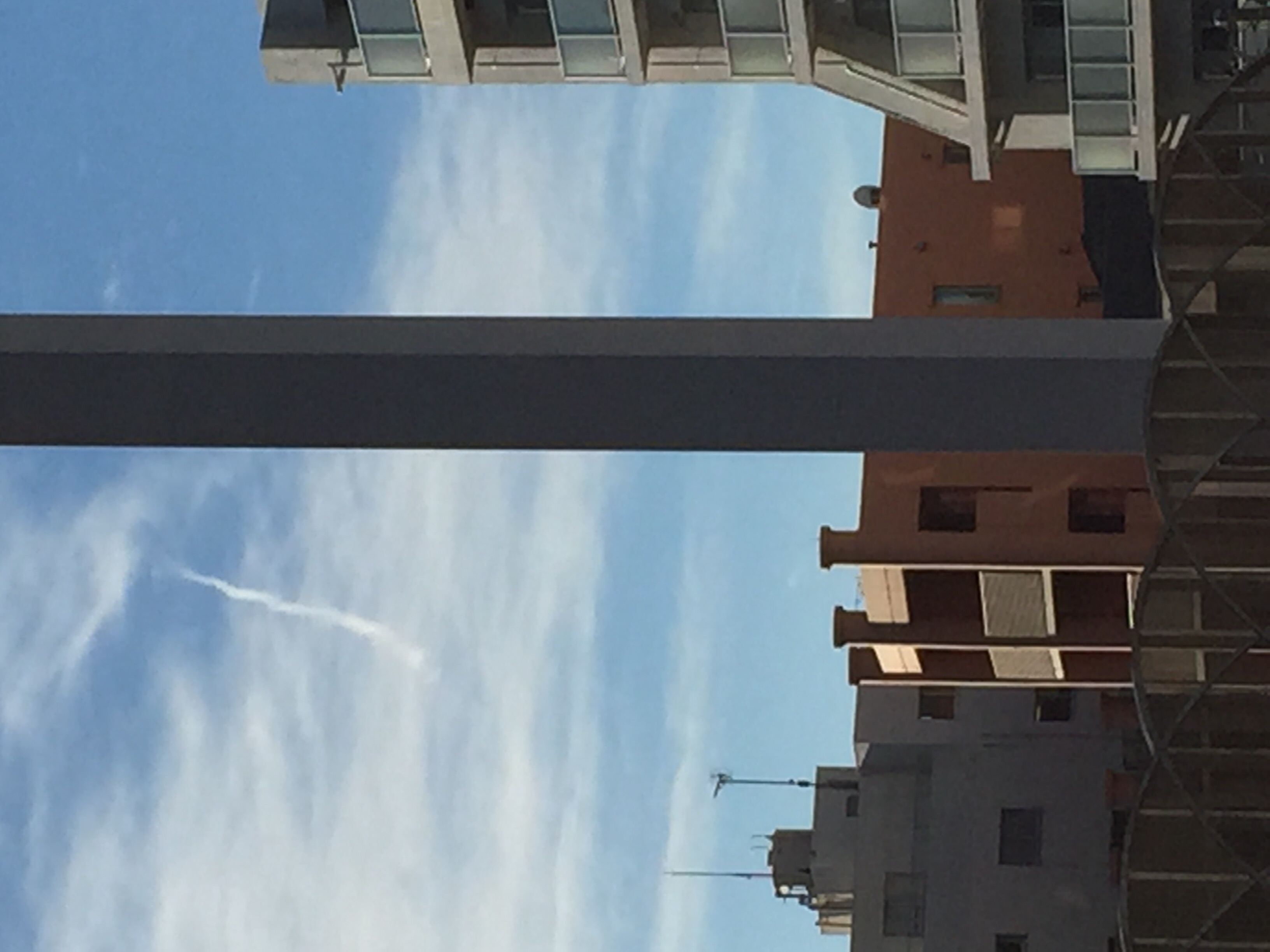 No.27767-1 地震雲