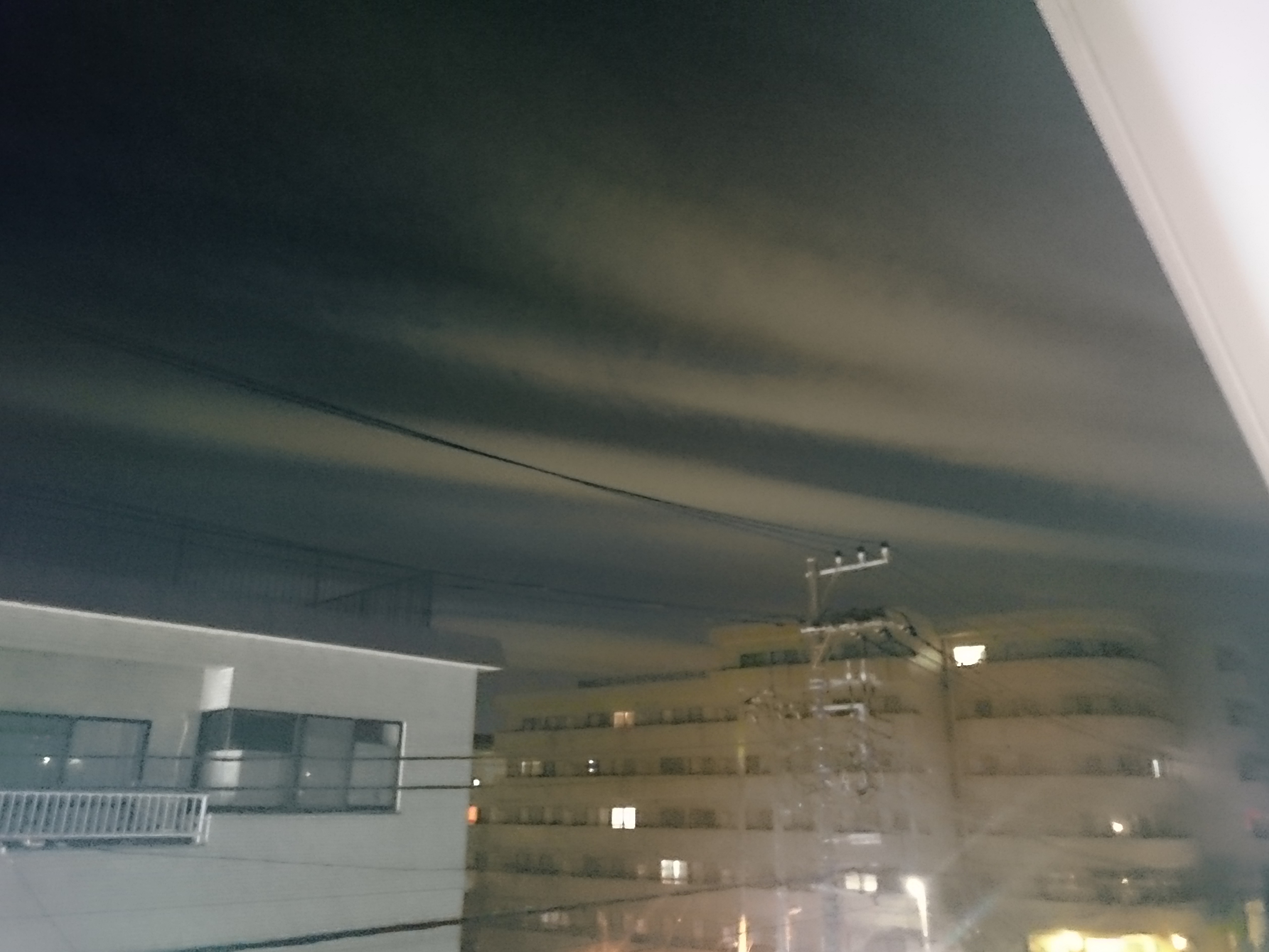 No.27806-1 地震雲