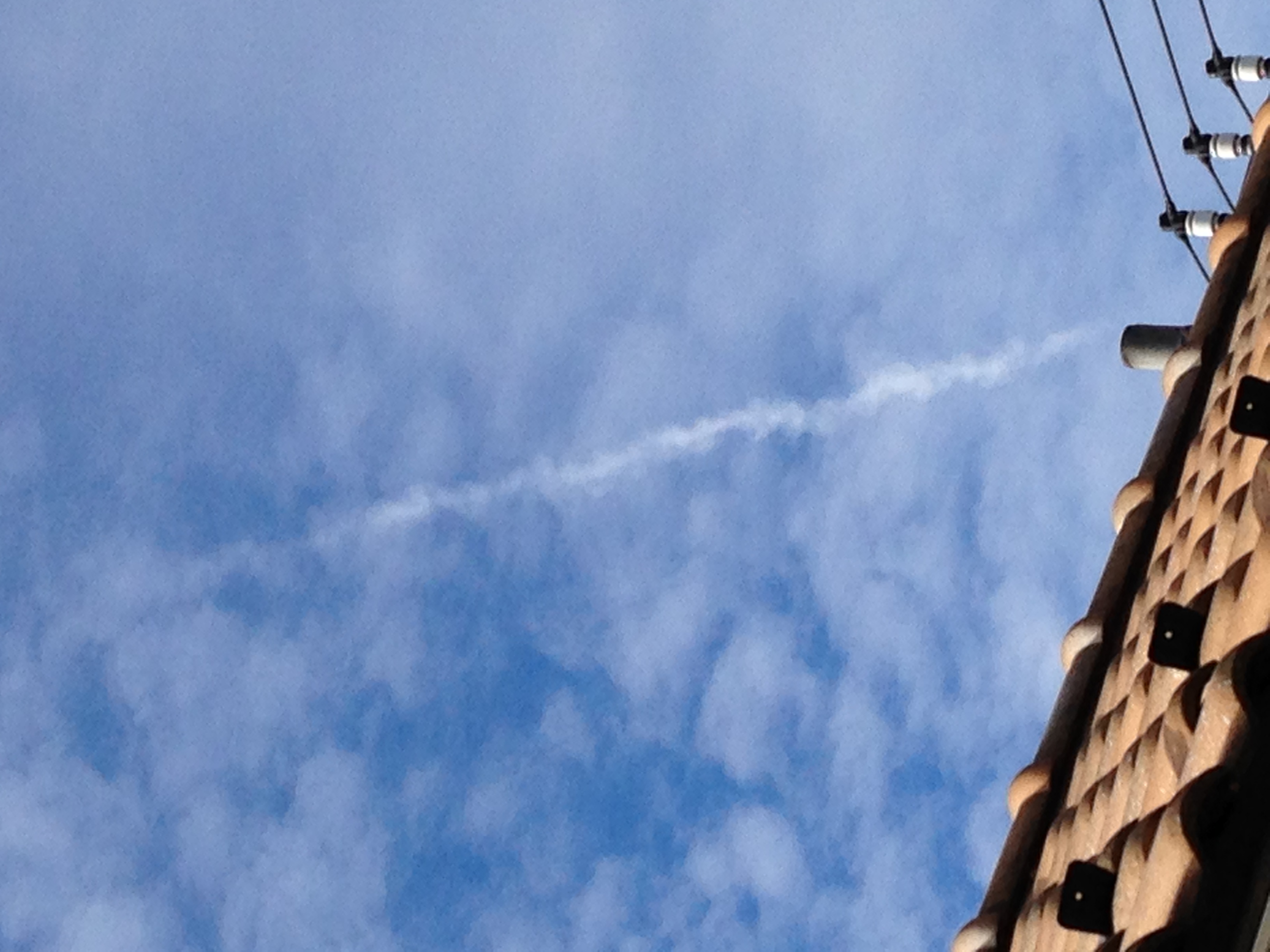 No.27830-1 地震雲