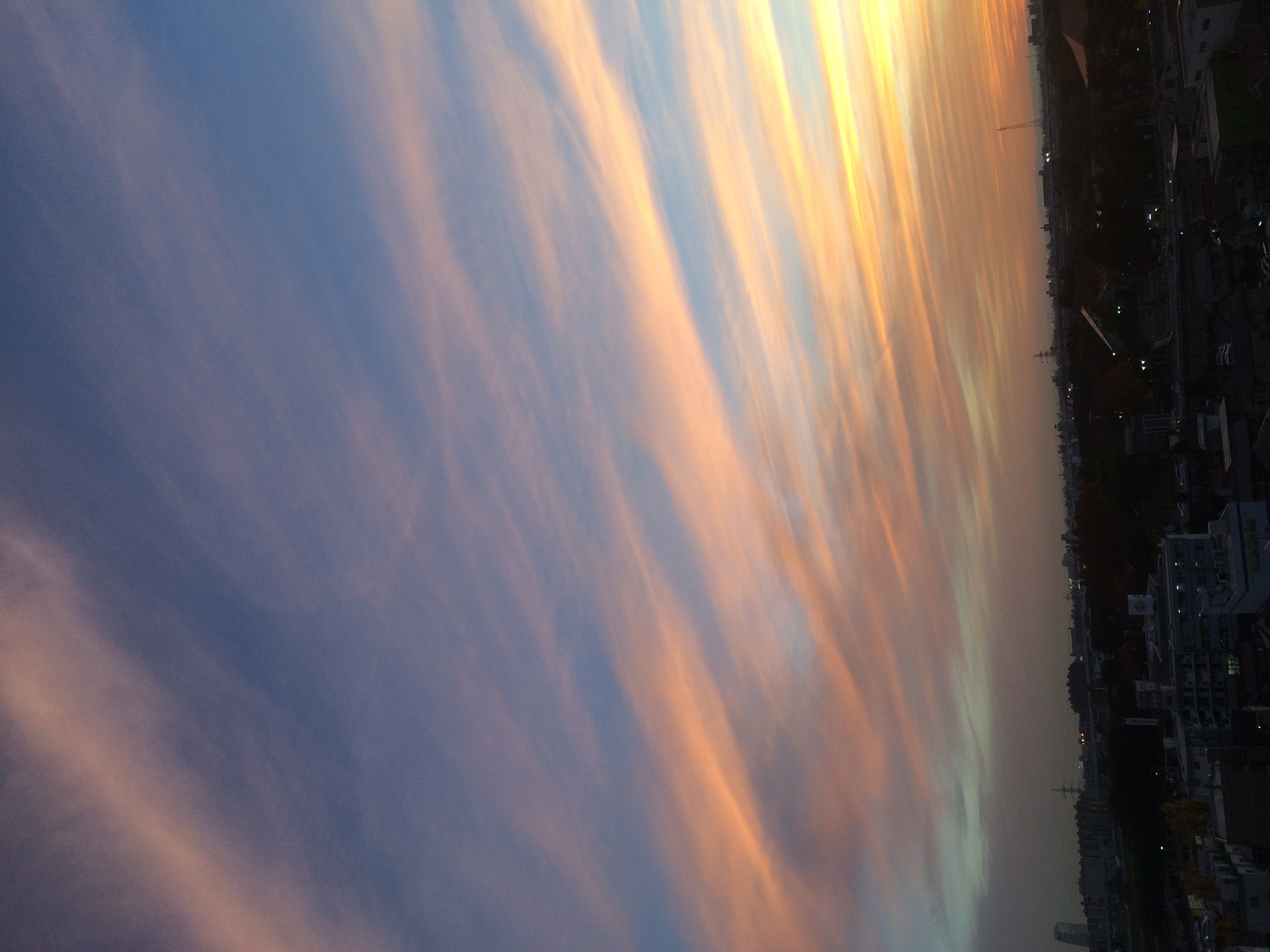 No.27857-1 地震雲