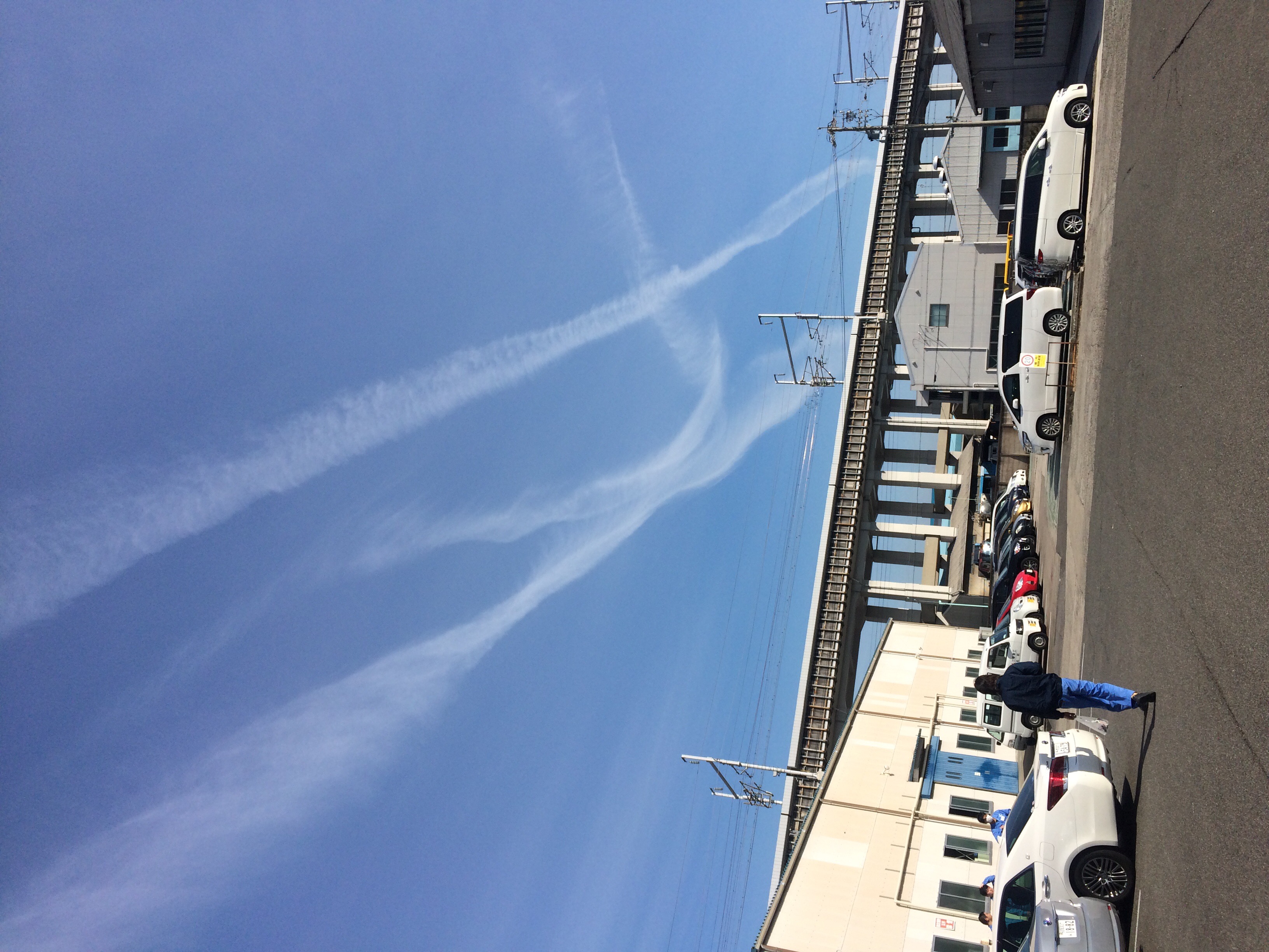 No.27900-1 地震雲