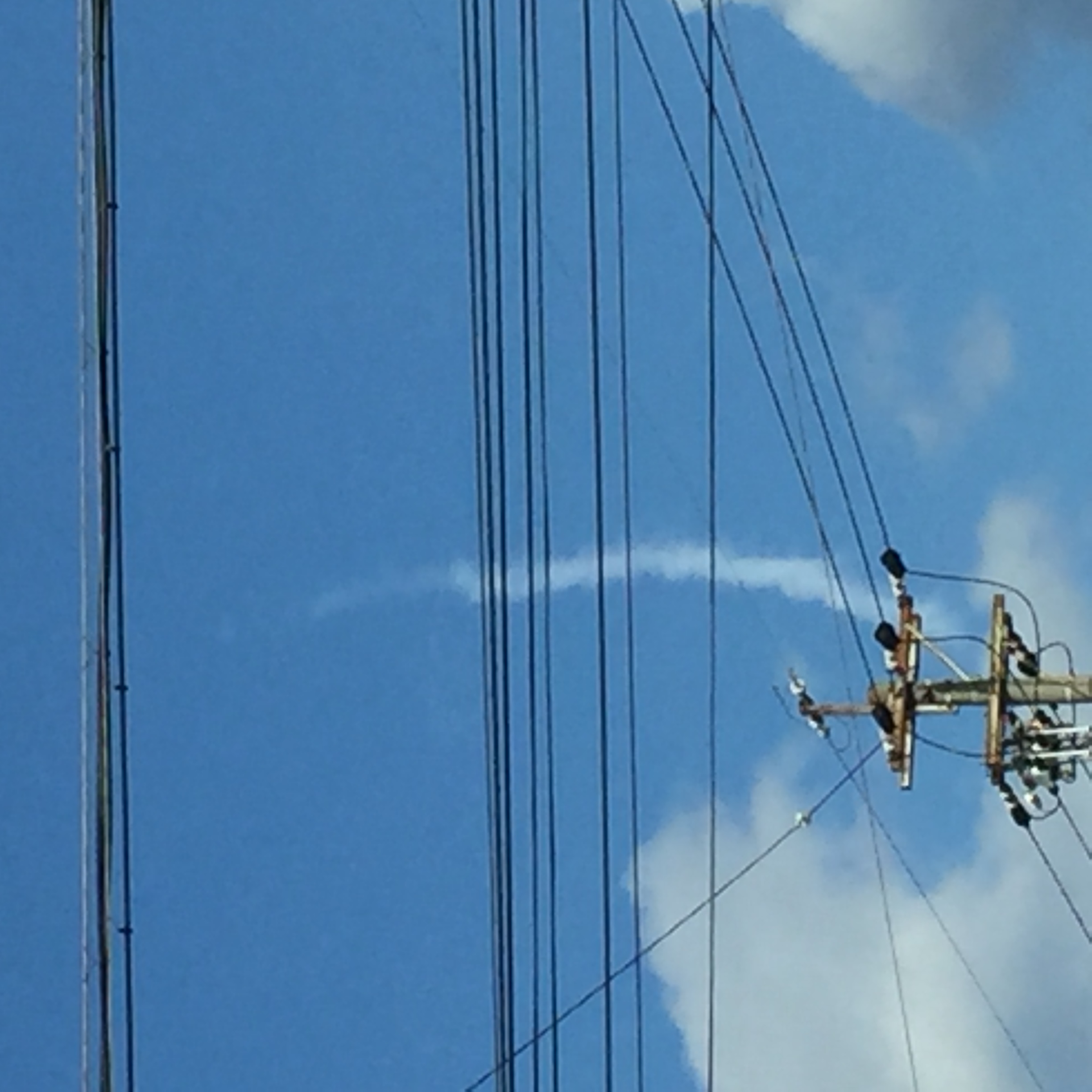 No.28055-1 地震雲