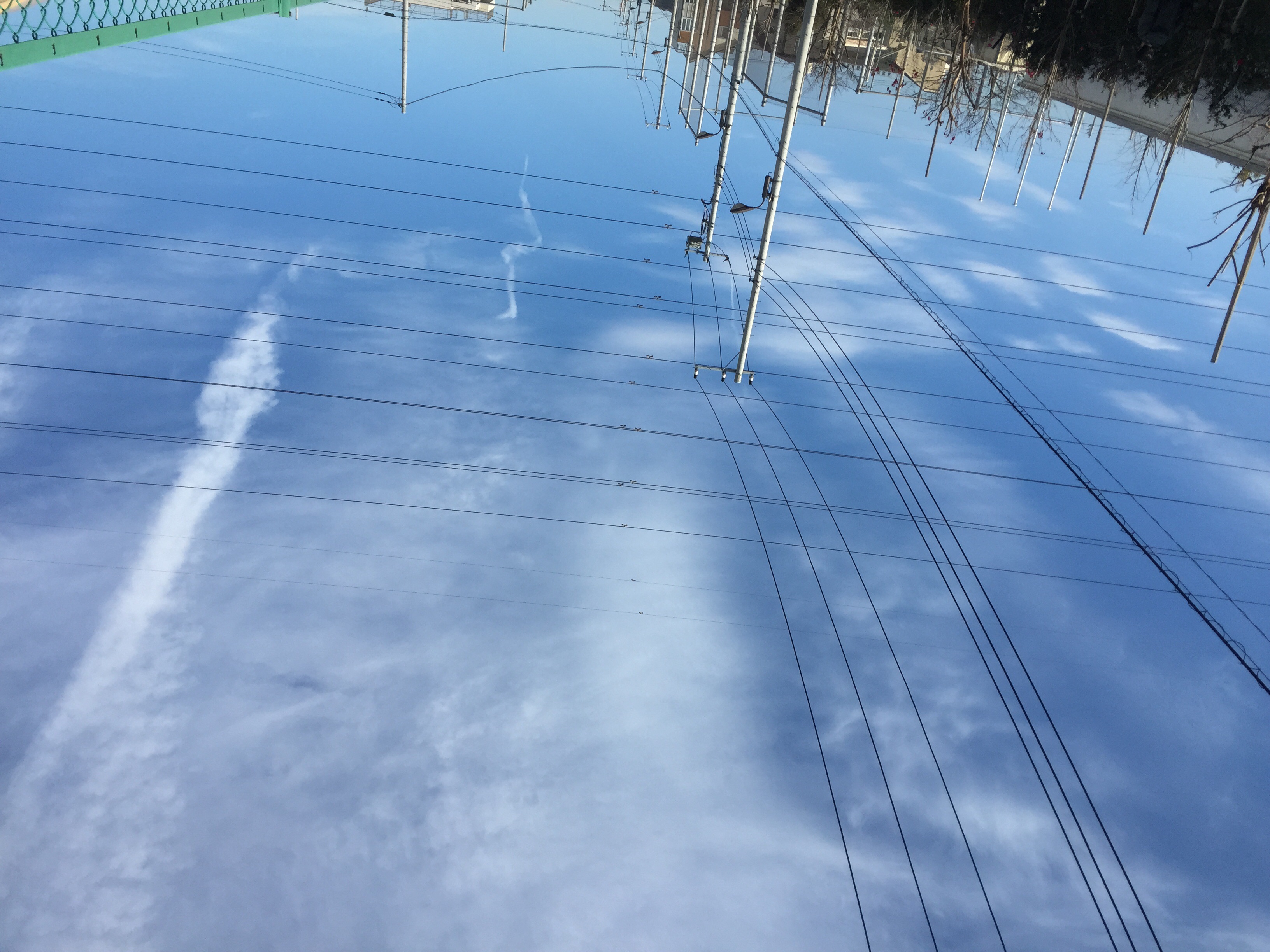 No.28070-1 地震雲