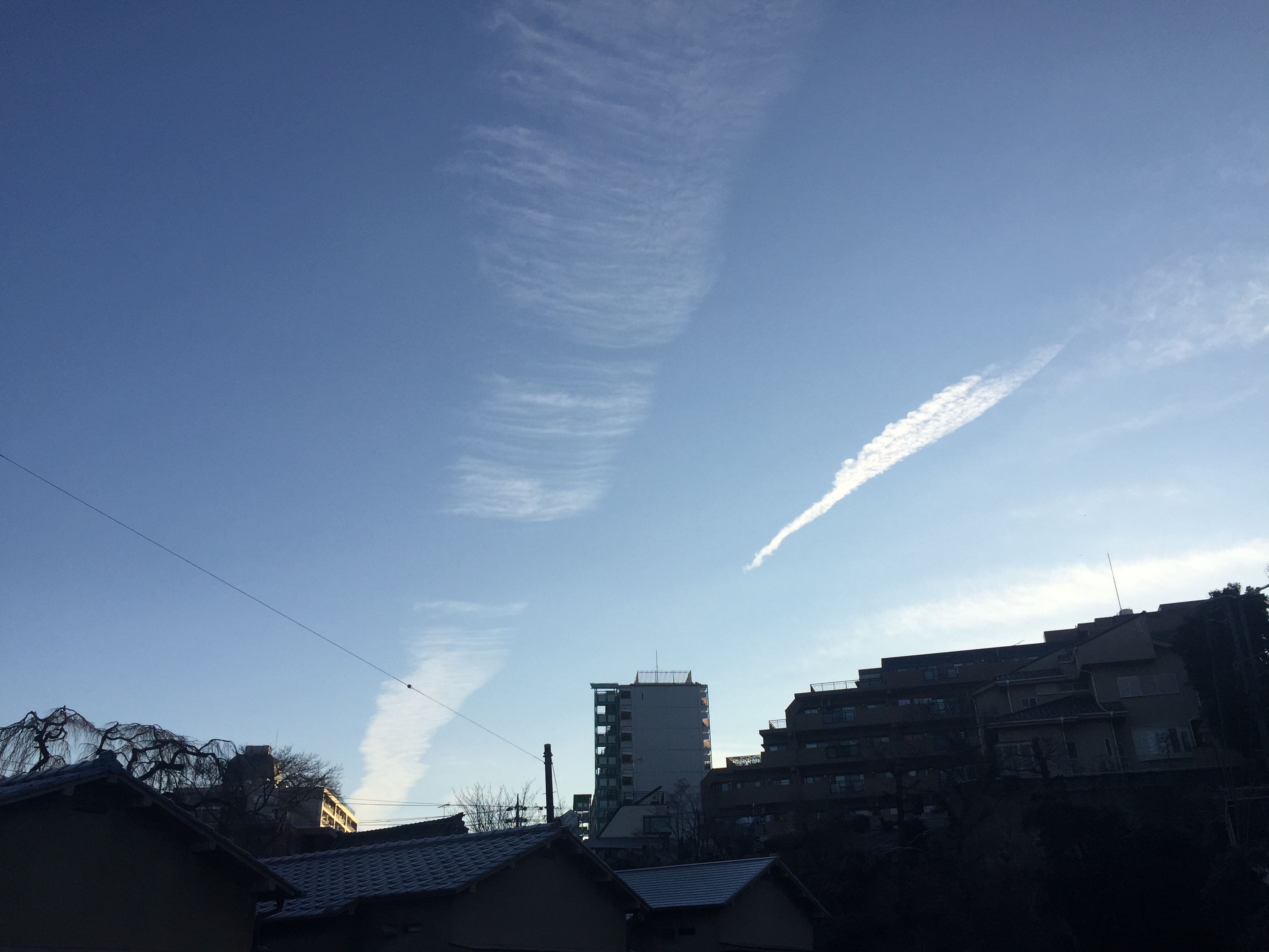 No.28213-1 地震雲