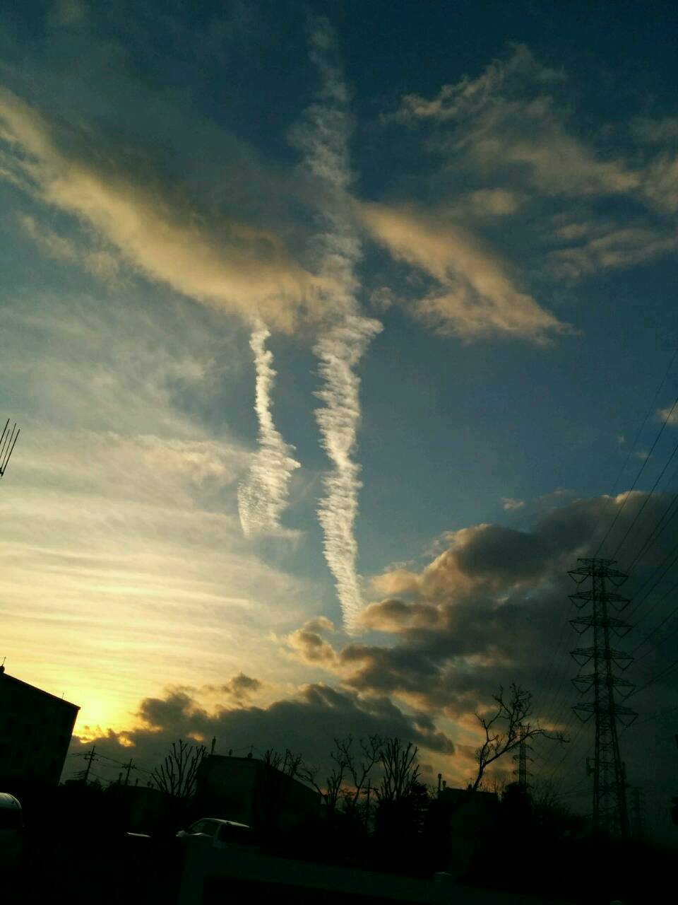 No.28274-1 地震雲