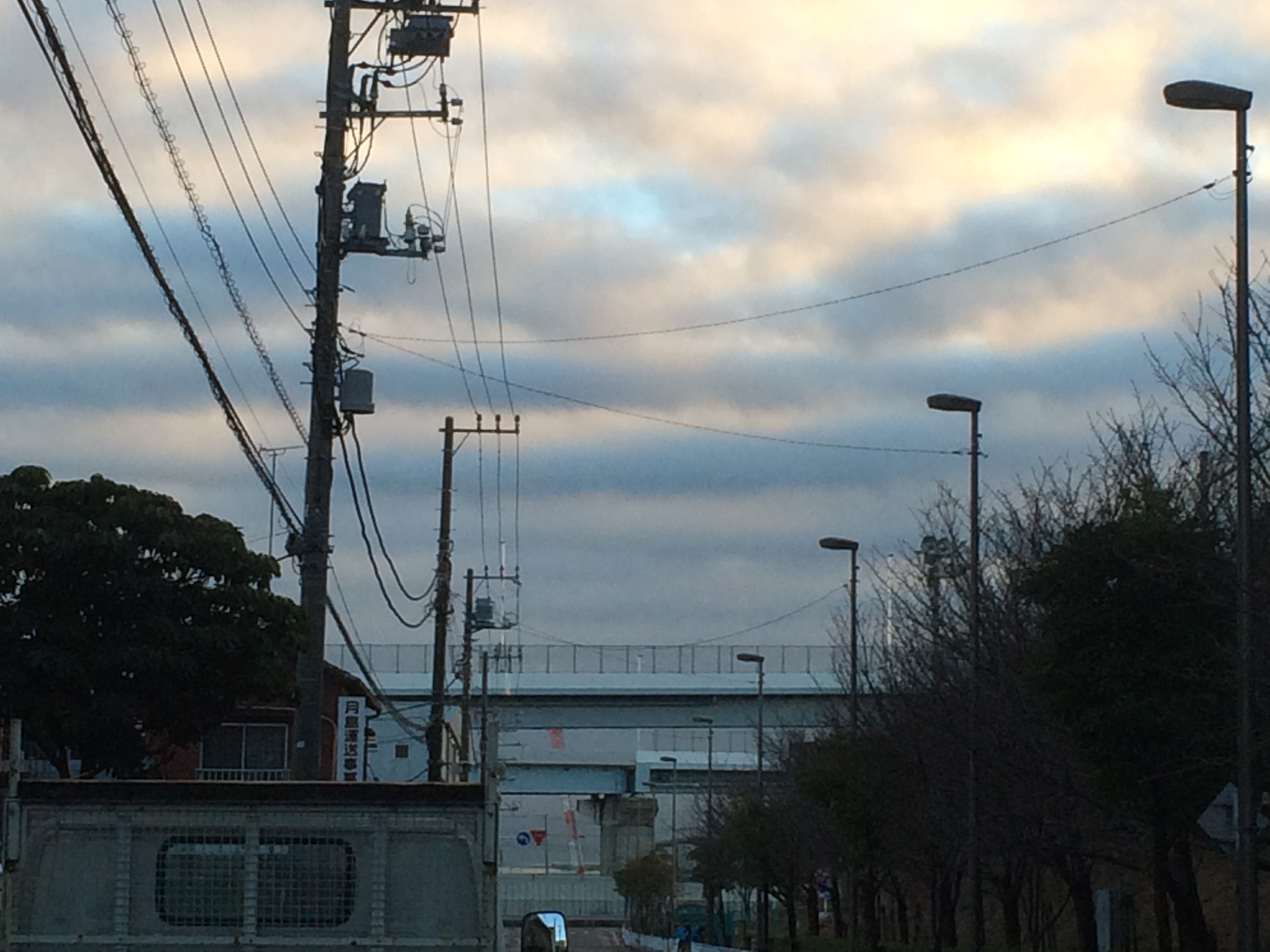 No.28331-1 地震雲