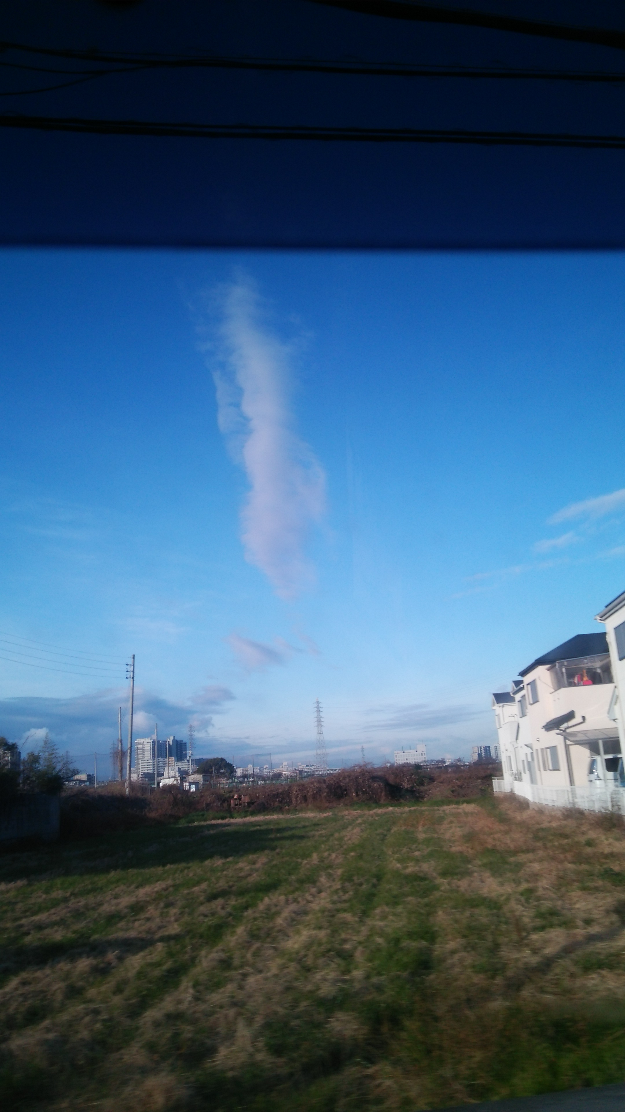 No.28357-1 地震雲