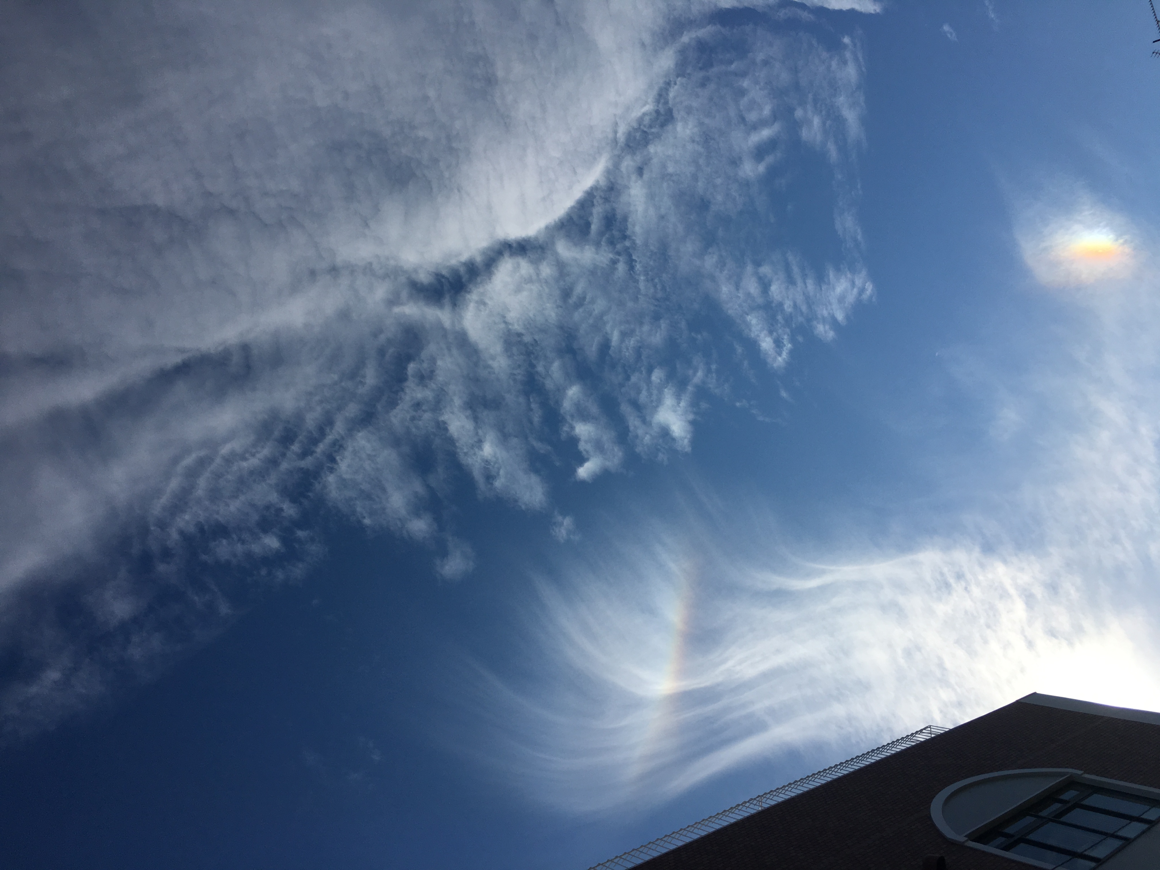 No.28411-1 地震雲