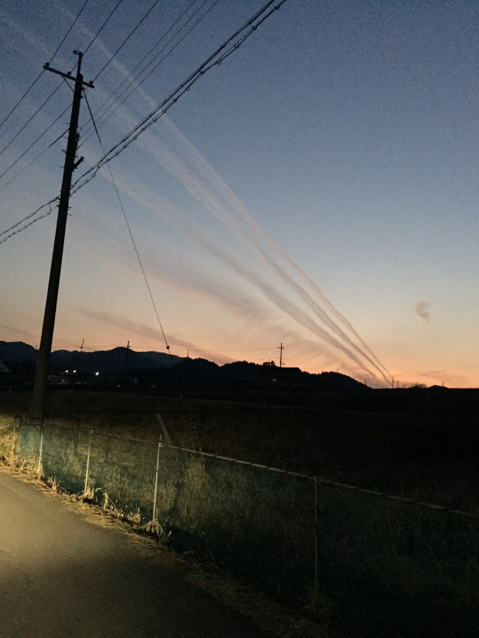 No.28420-1 地震雲