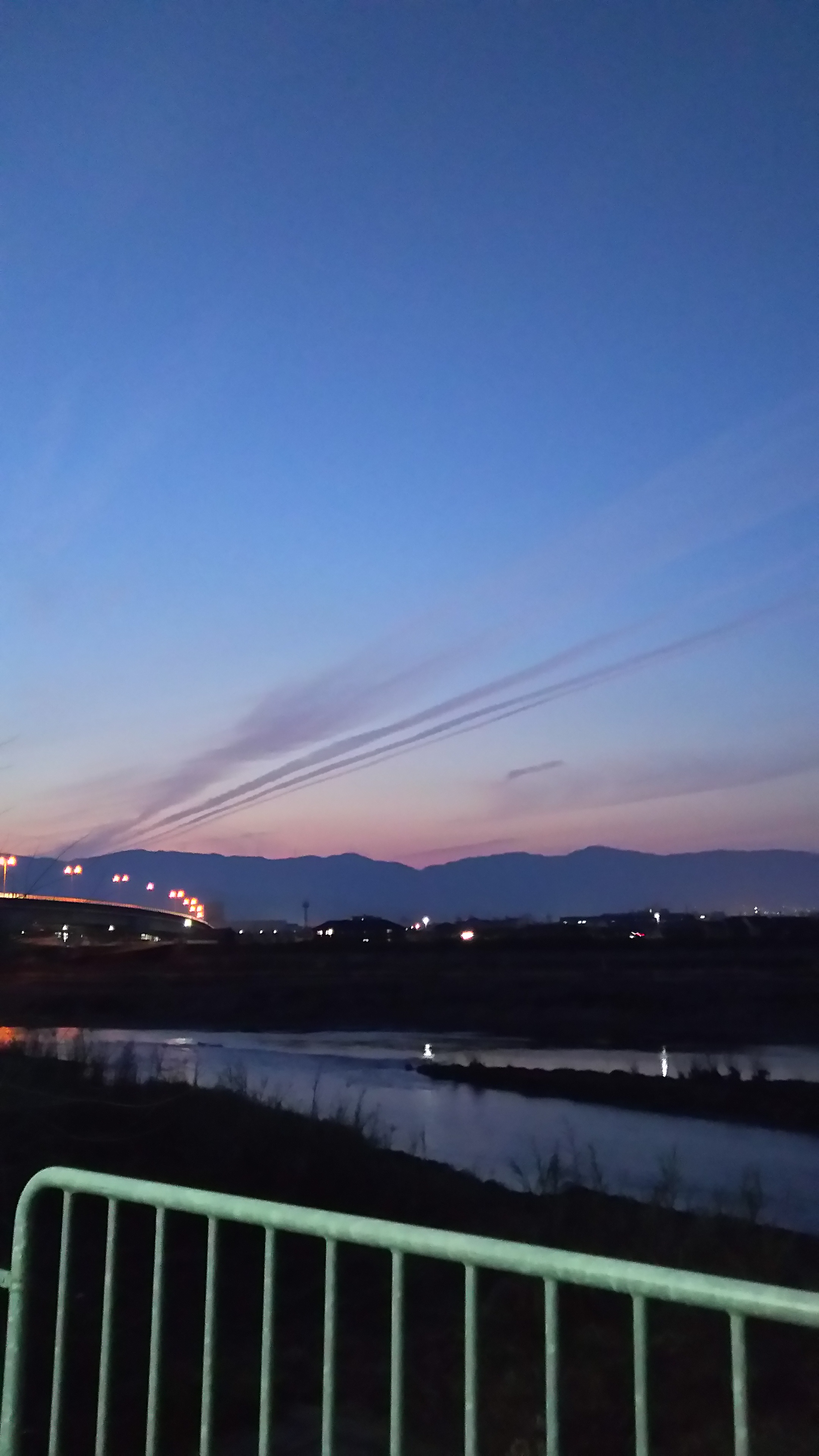 No.28432-1 地震雲