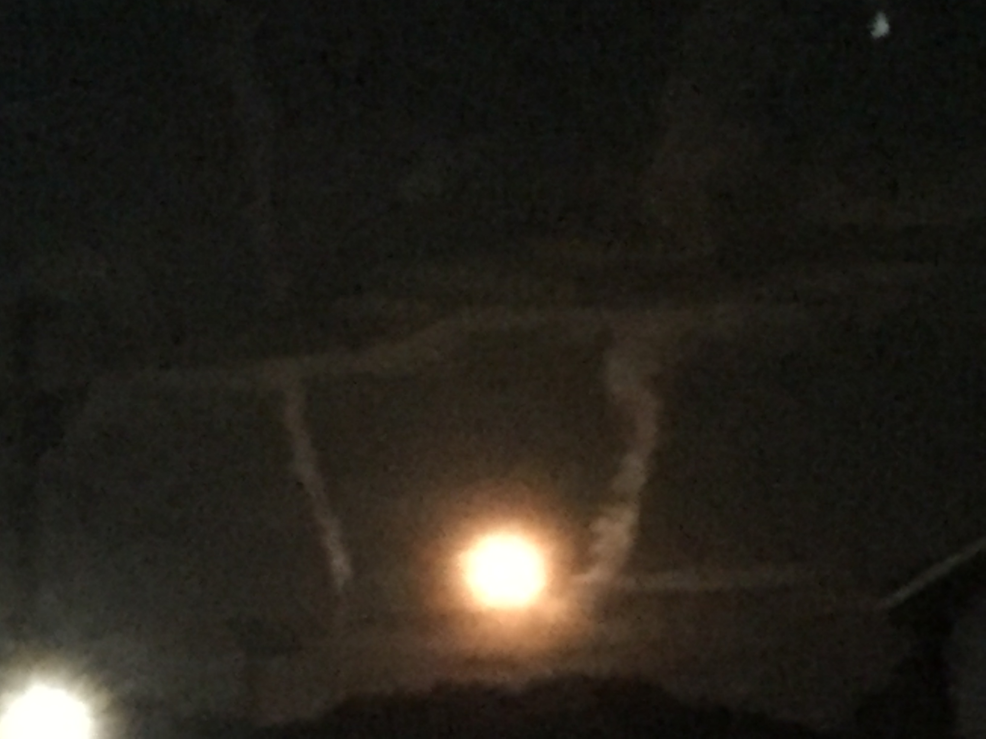 No.28517-1 地震雲