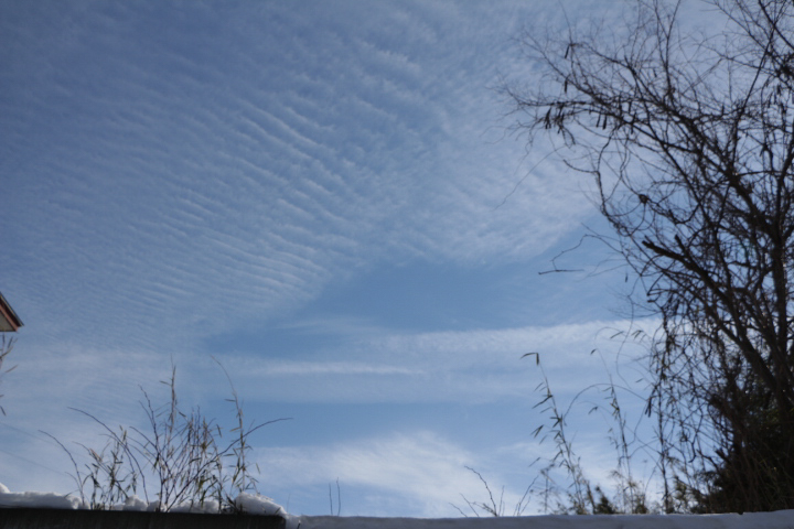 No.28535-1 地震雲